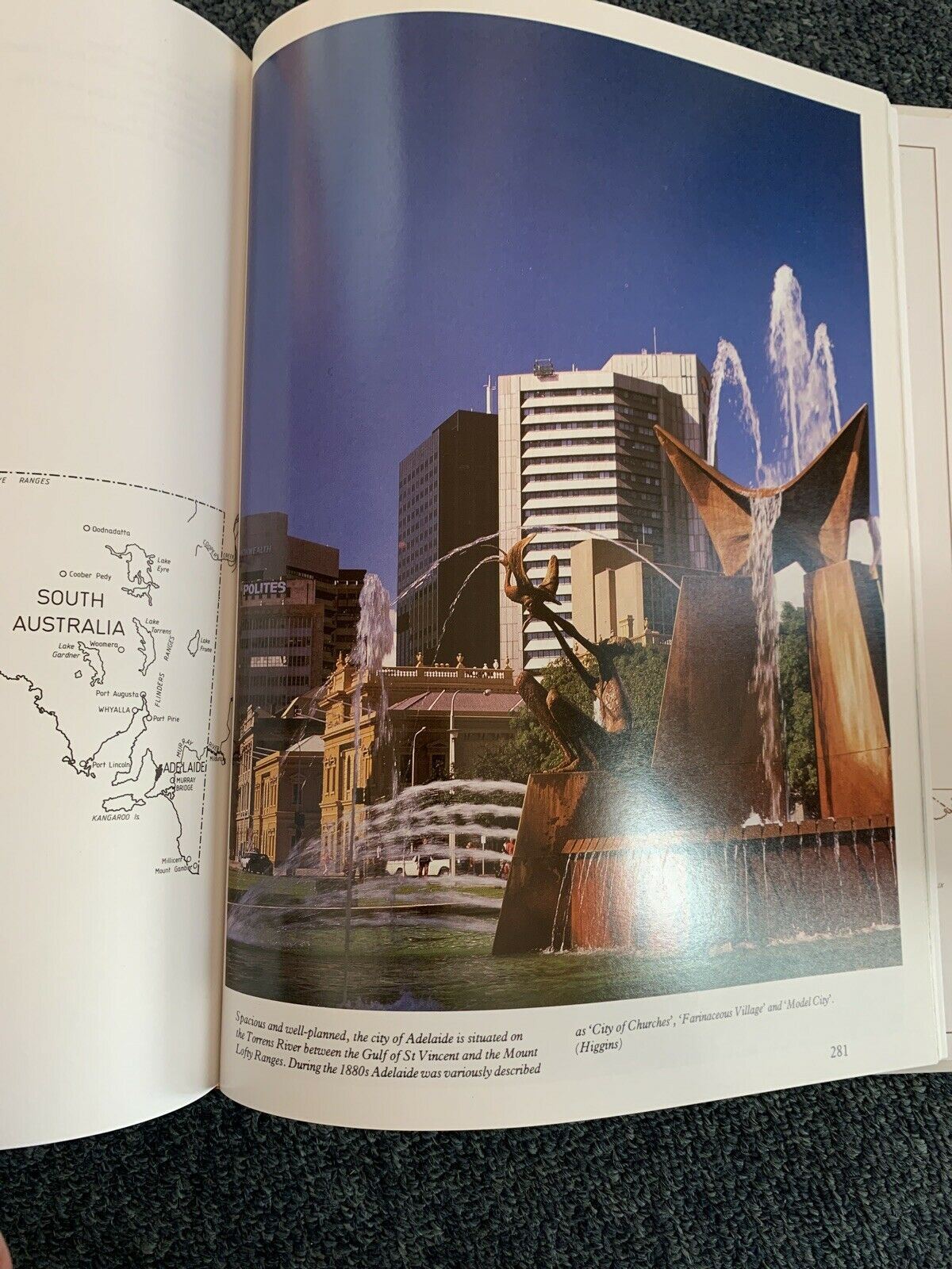Presenting Australia - 402 Colour Plates 62 Historic Engravings Illustrated Book