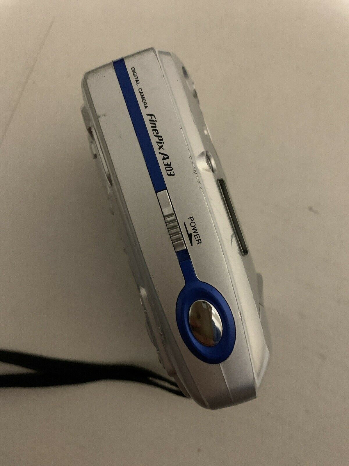 Fujifilm A303 Finepix Digital Camera 3.2MP - Japanese Edition