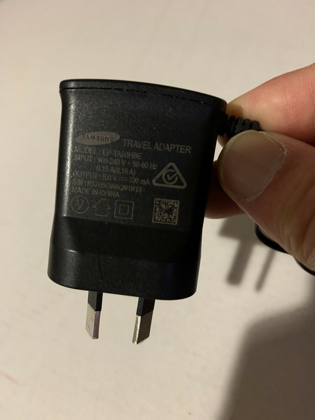 Genuine Samsung EP-TA60HBE AC Adapter 5V 700mA Micro USB