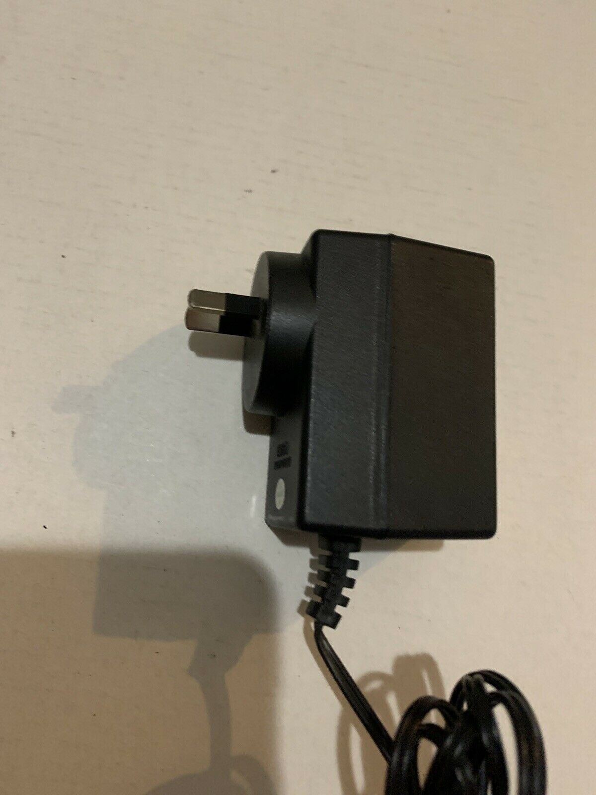 Switching Power Supply AC Adapter DLA1206FA-SAA 12V 6VA