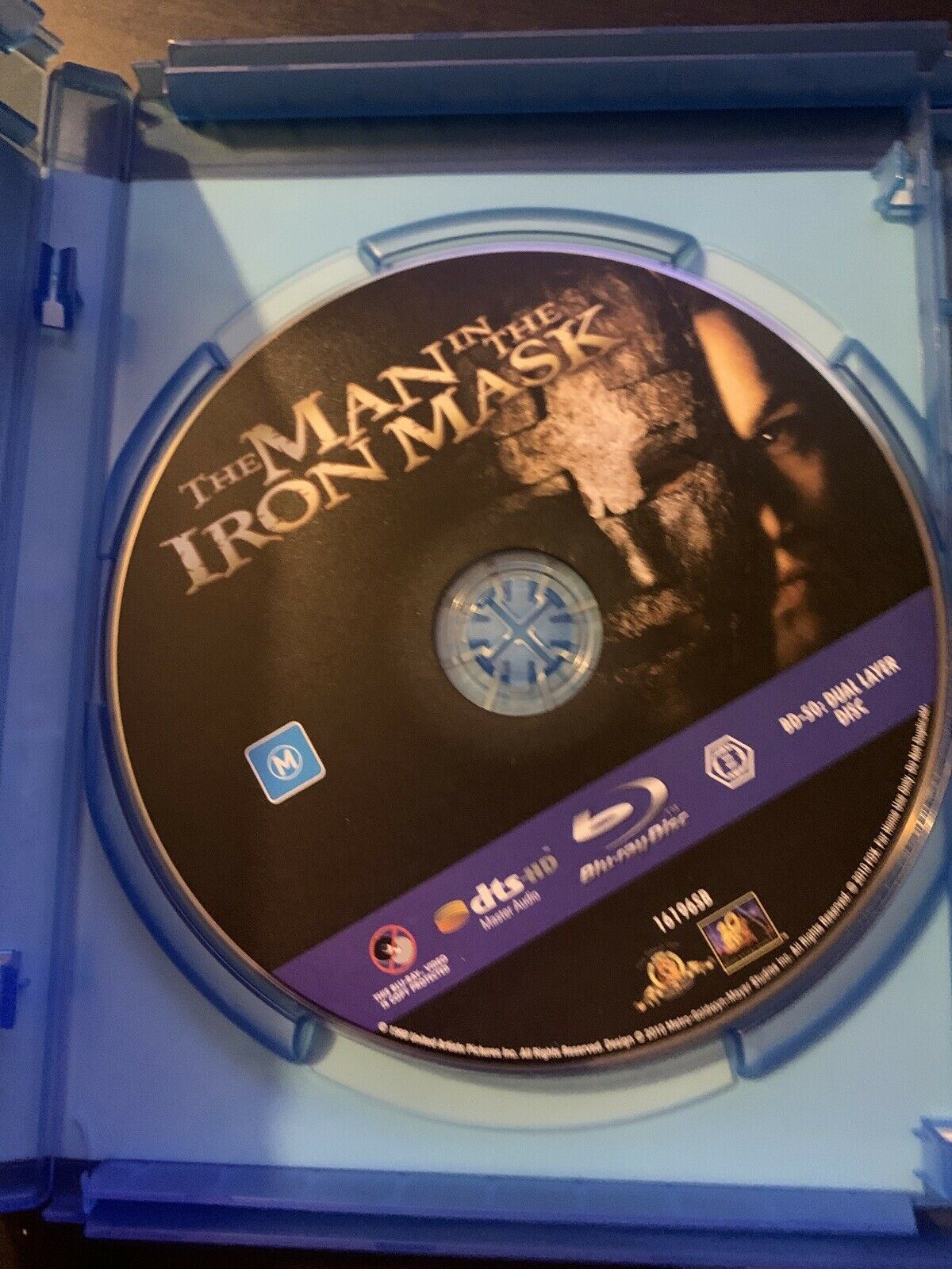 The Man In The Iron Mask (Bluray, 1998) Leonardo DiCaprio. Region B