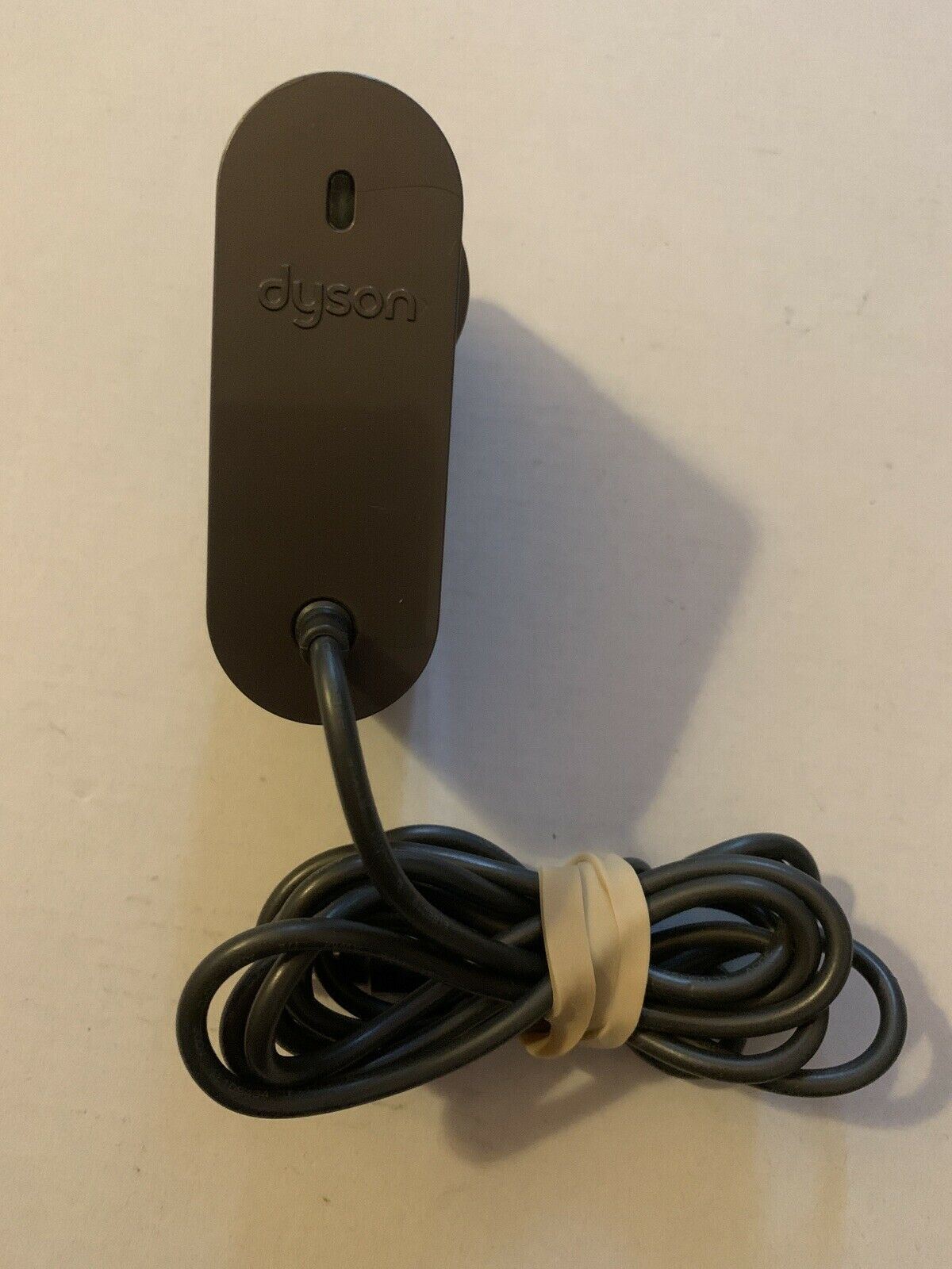 Genuine Dyson Li-ion Battery Charger SSW-1864AU-A Model: 17530-05 24.35v 16.75v