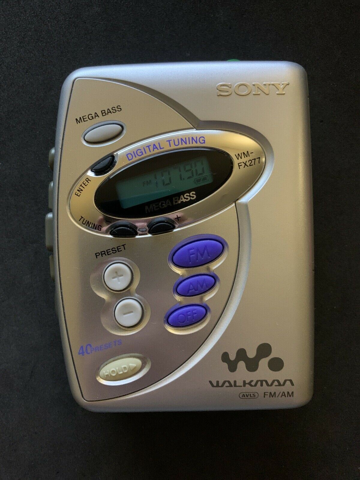 Sony Walkman Portable Cassette AM/FM Player WM-FX277 MegaBASS & Earphones