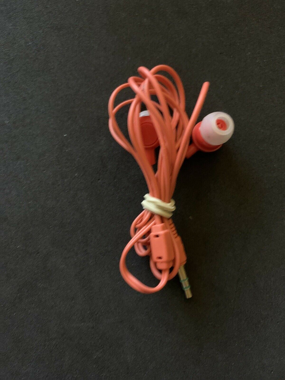 Sony Walkman Portable Cassette AM/FM Player WM-FX277 MegaBASS & Earphones