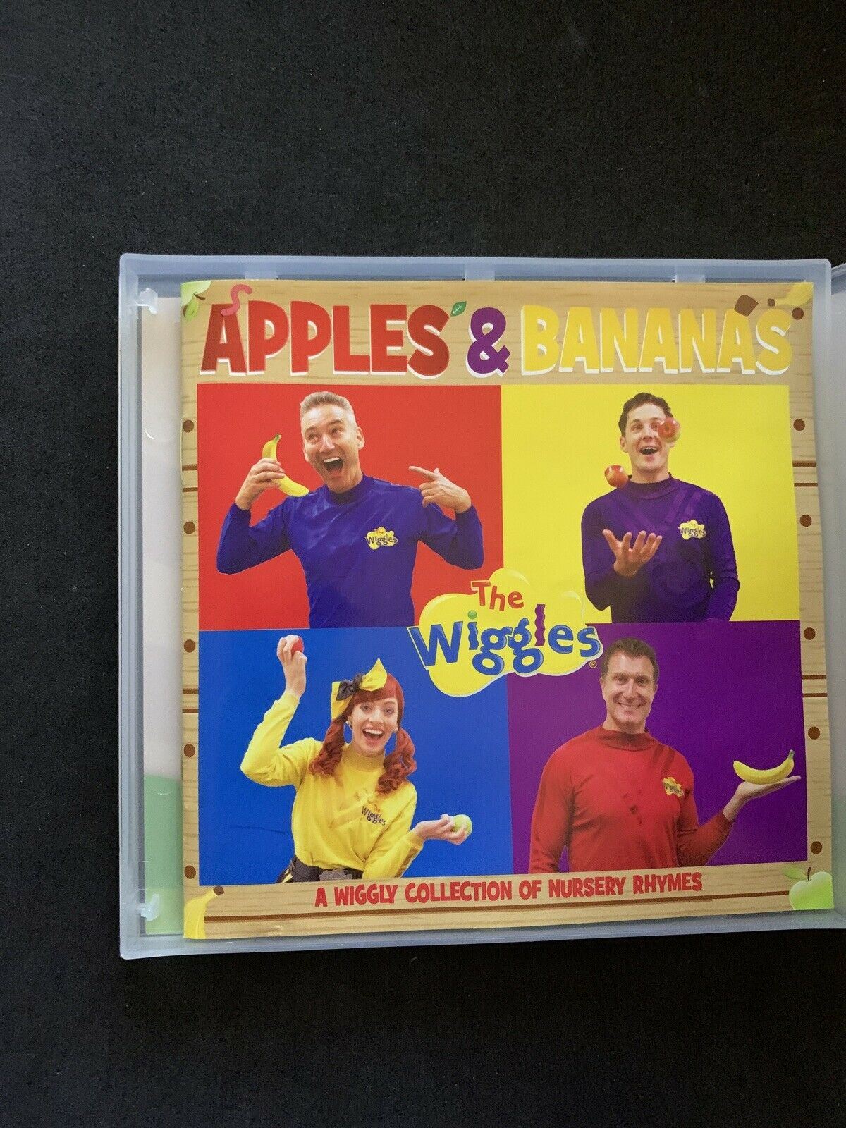 Apples & Bananas by The Wiggles (CD, ABC) A Wiggly Collection of Nursery Rhymes