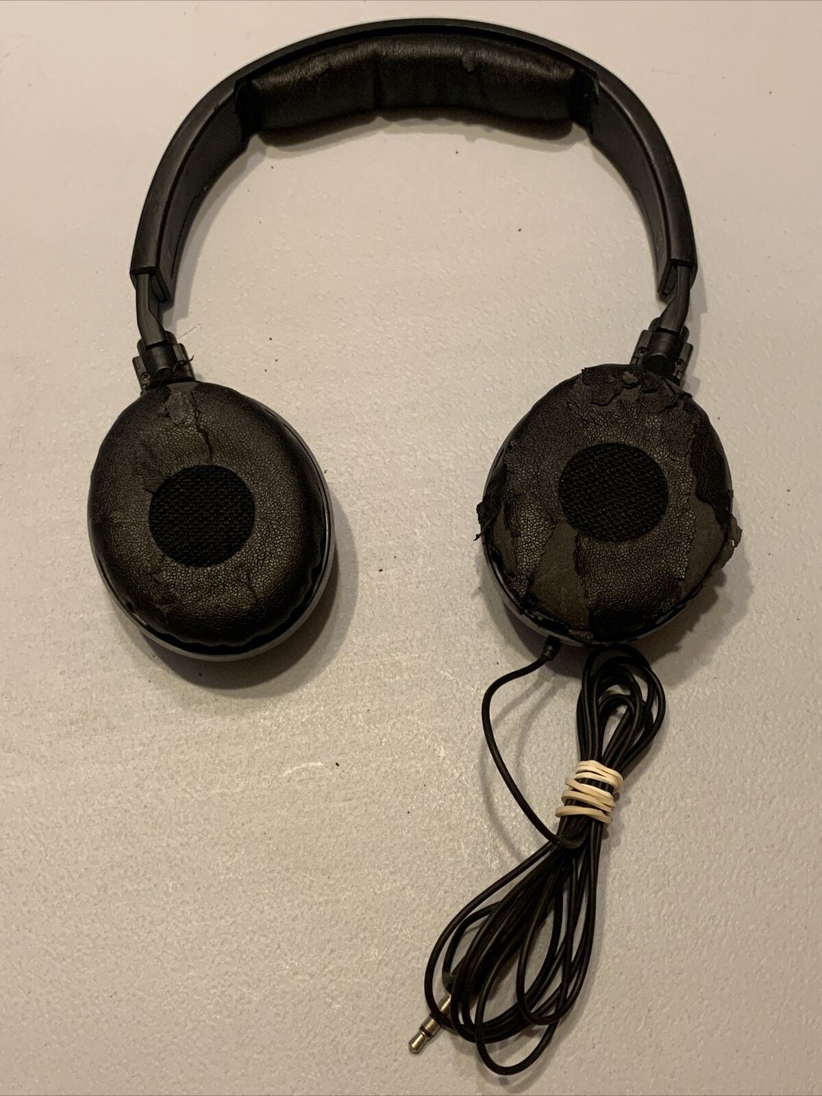 Sennheiser HD 218 Headphones *For Parts Or Not Working* Left Headphones No Sound