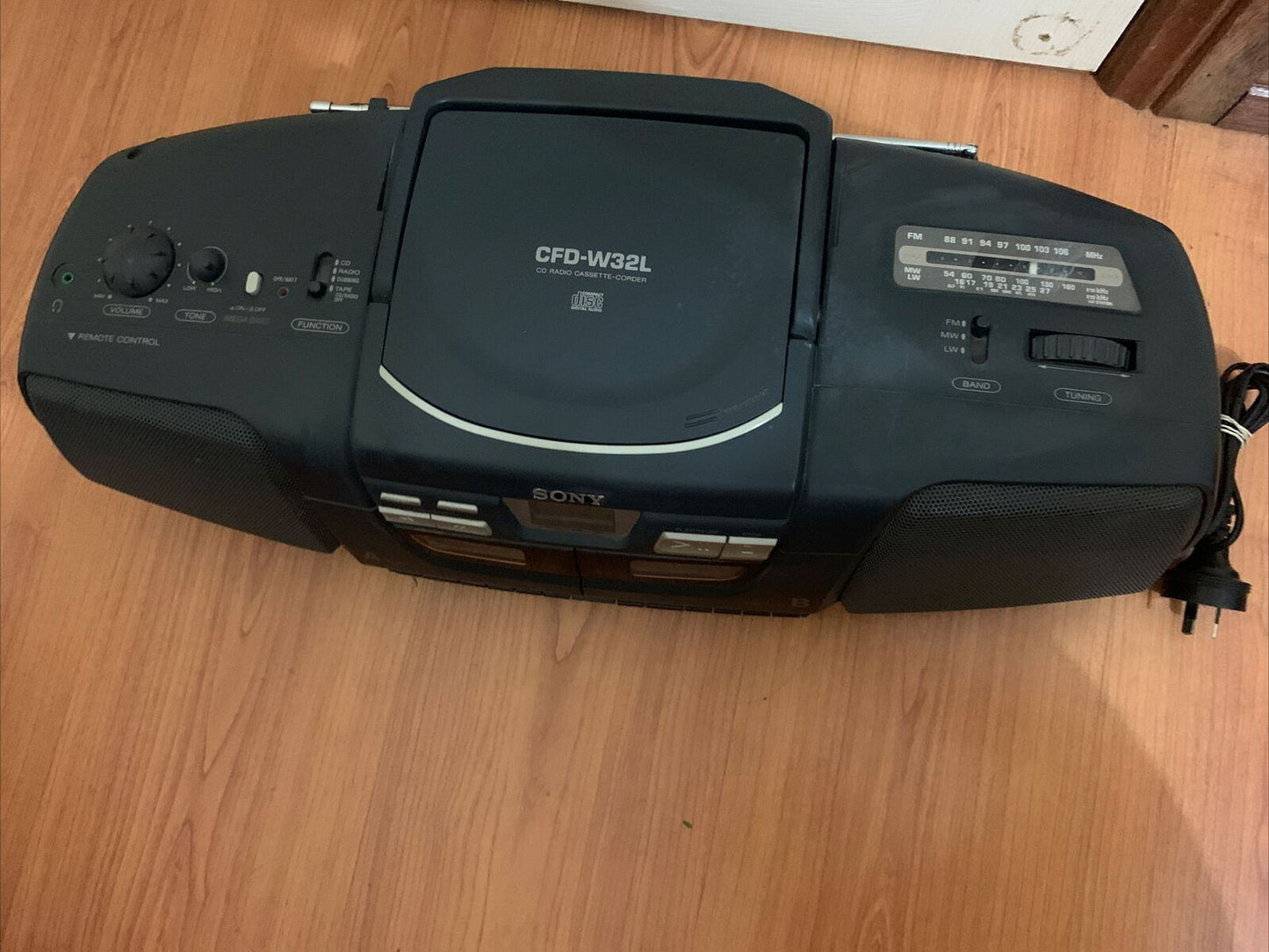 Sony CFD-W32L CD Radio FM/MW/LW Twin Cassette-Corder Recorder