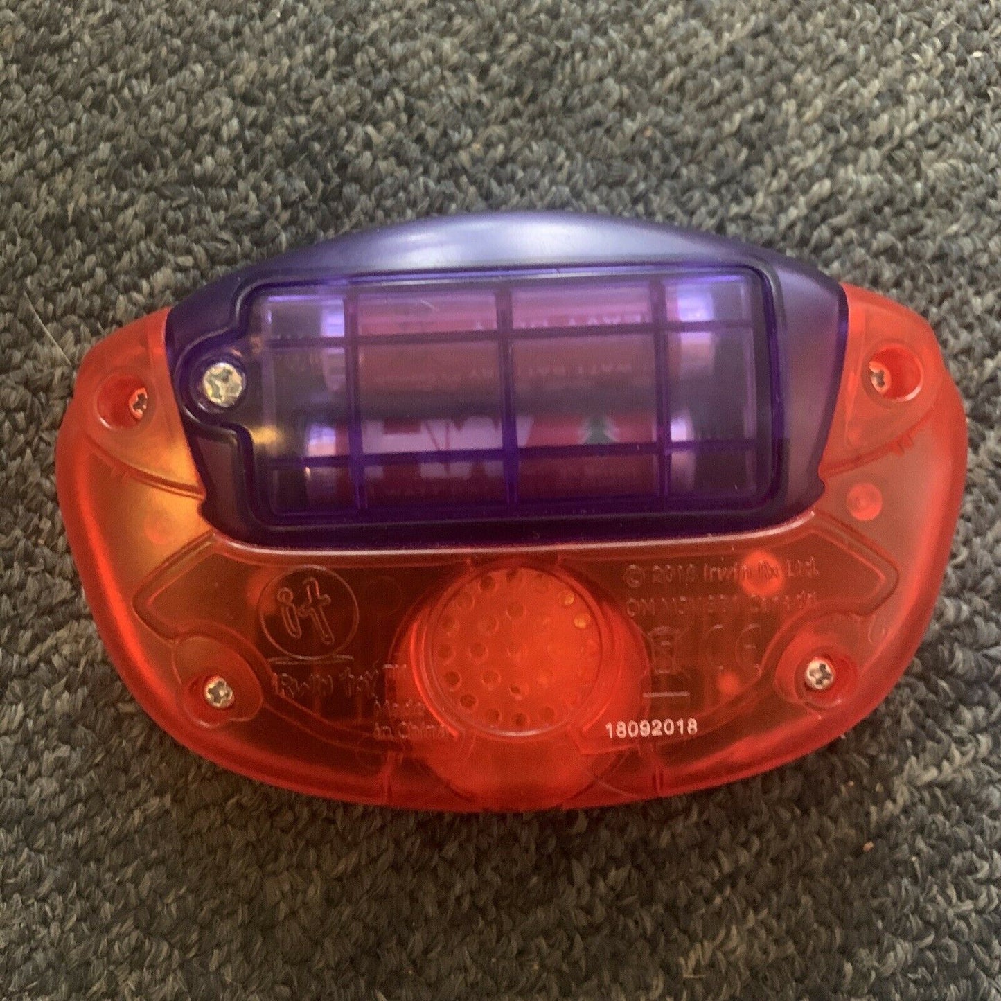 20 Questions 20Q Electronic Game - Addictive Quiz Game!