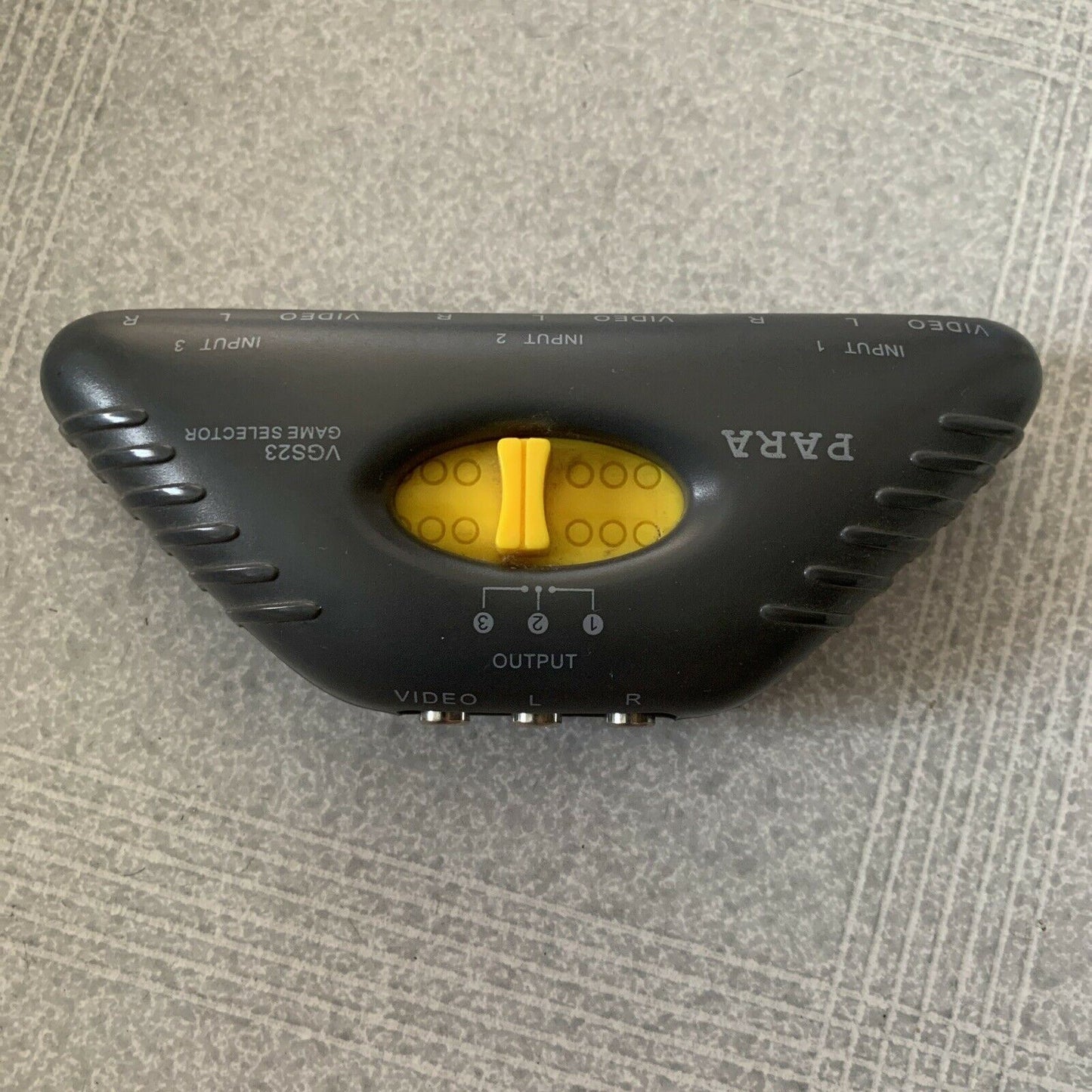 Para VGS23 Audio Video AV Composite RCA Game Selector