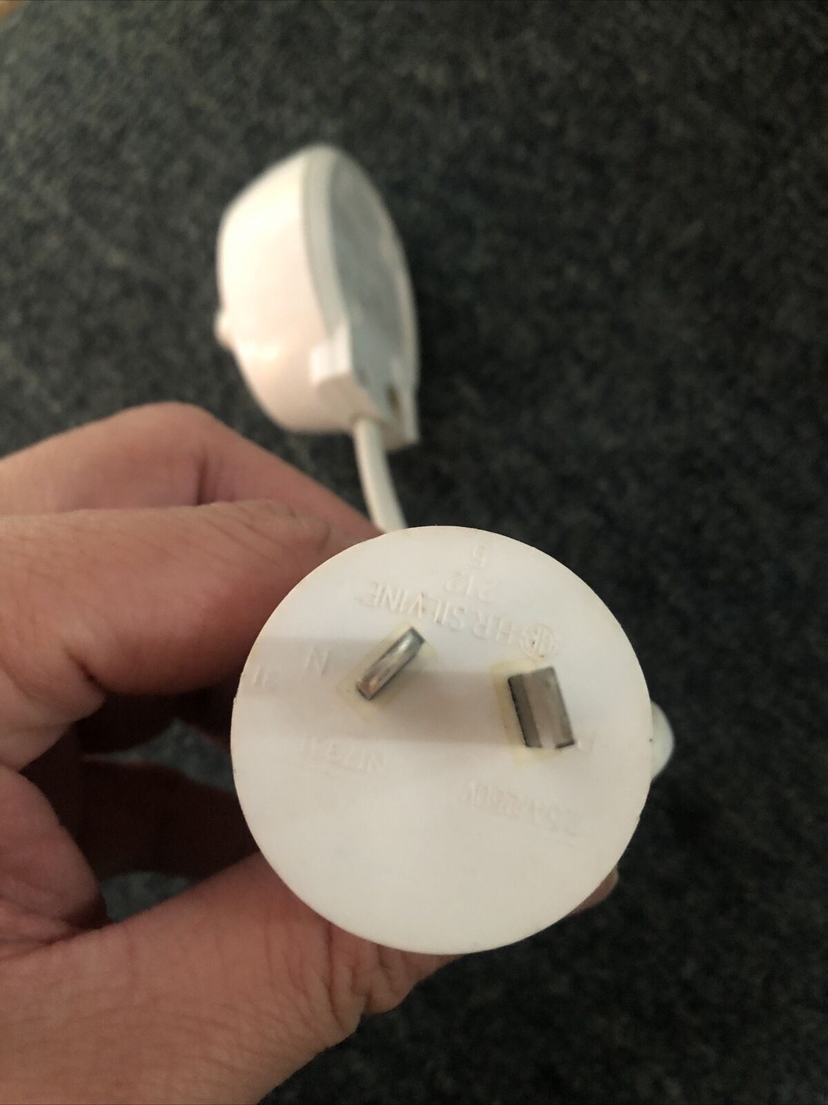 Genuine Braun Type 3757 Electric Tooth Brush Oral-B Base/Charger