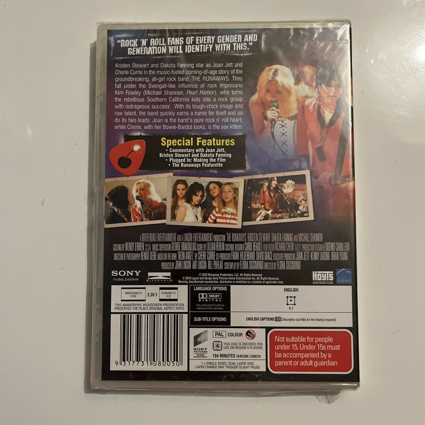 *New Sealed* The Runaways (DVD, 2010) Kristen Stewart, Dakota Fanning Region4