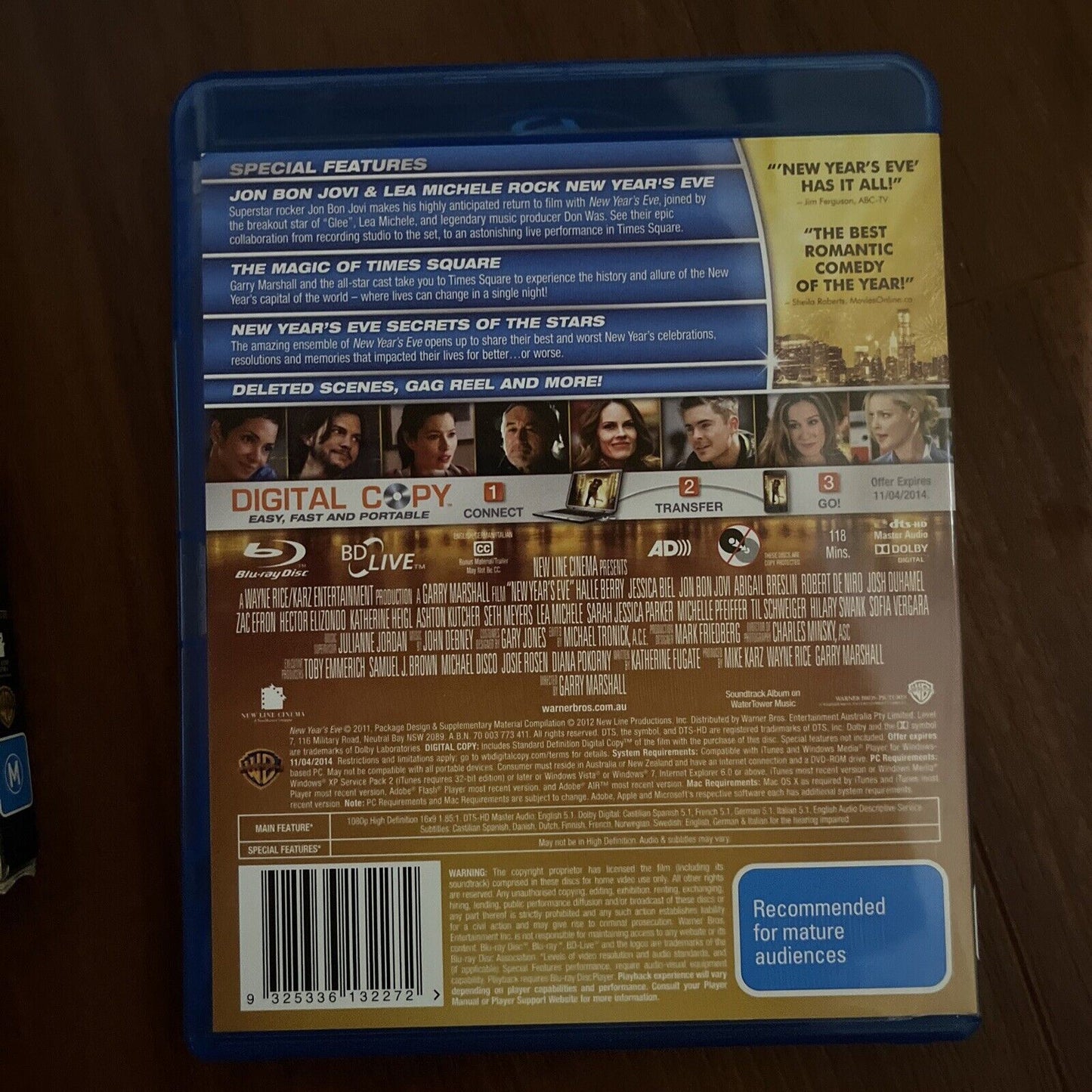New Year's Eve (Blu-ray, 2011, 2-Disc) Michelle Pfeiffer, Zac Efron, Region B