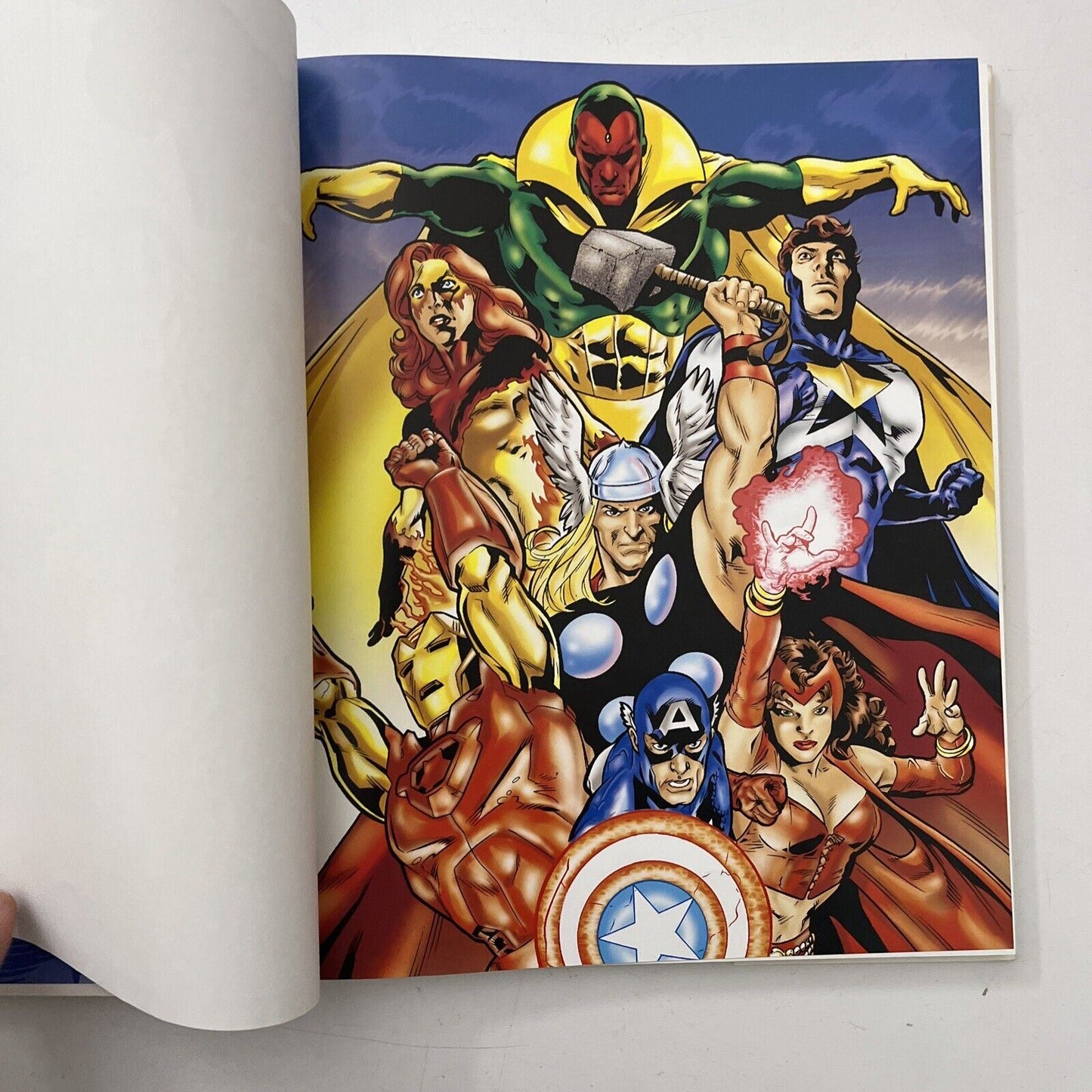 Avengers The Ultimate Guide by Tom DeFalco (Hardcover, 2006)