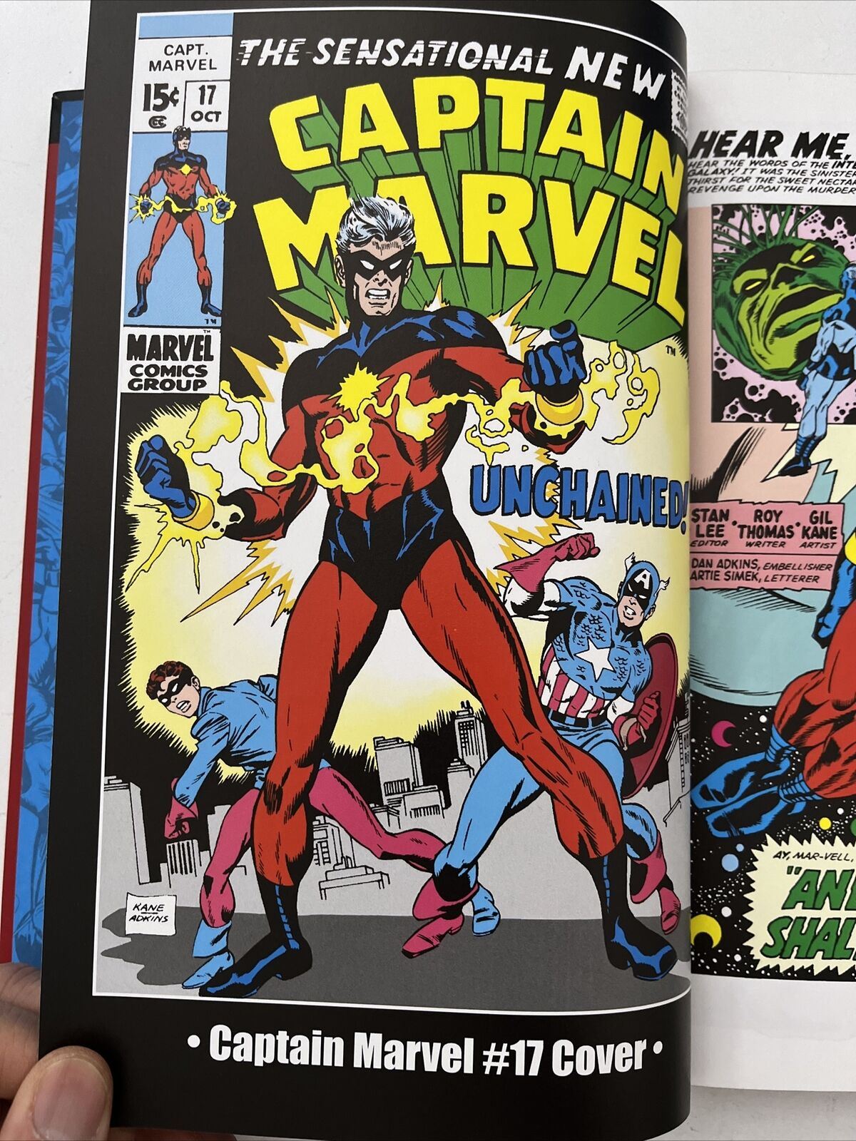 Marvel’s Mightiest Heroes - Captain Marvel 38 Book Hardcover
