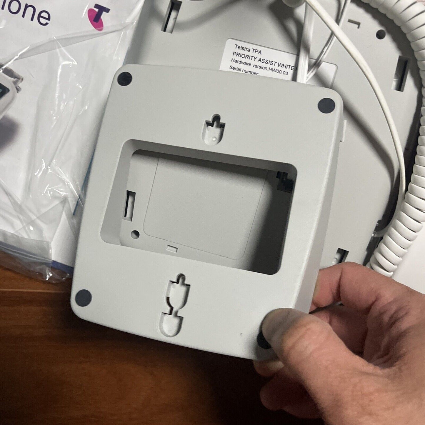 Telstra TPA Priority Assistant White Wired Landline Telephone HW00.03 NBN