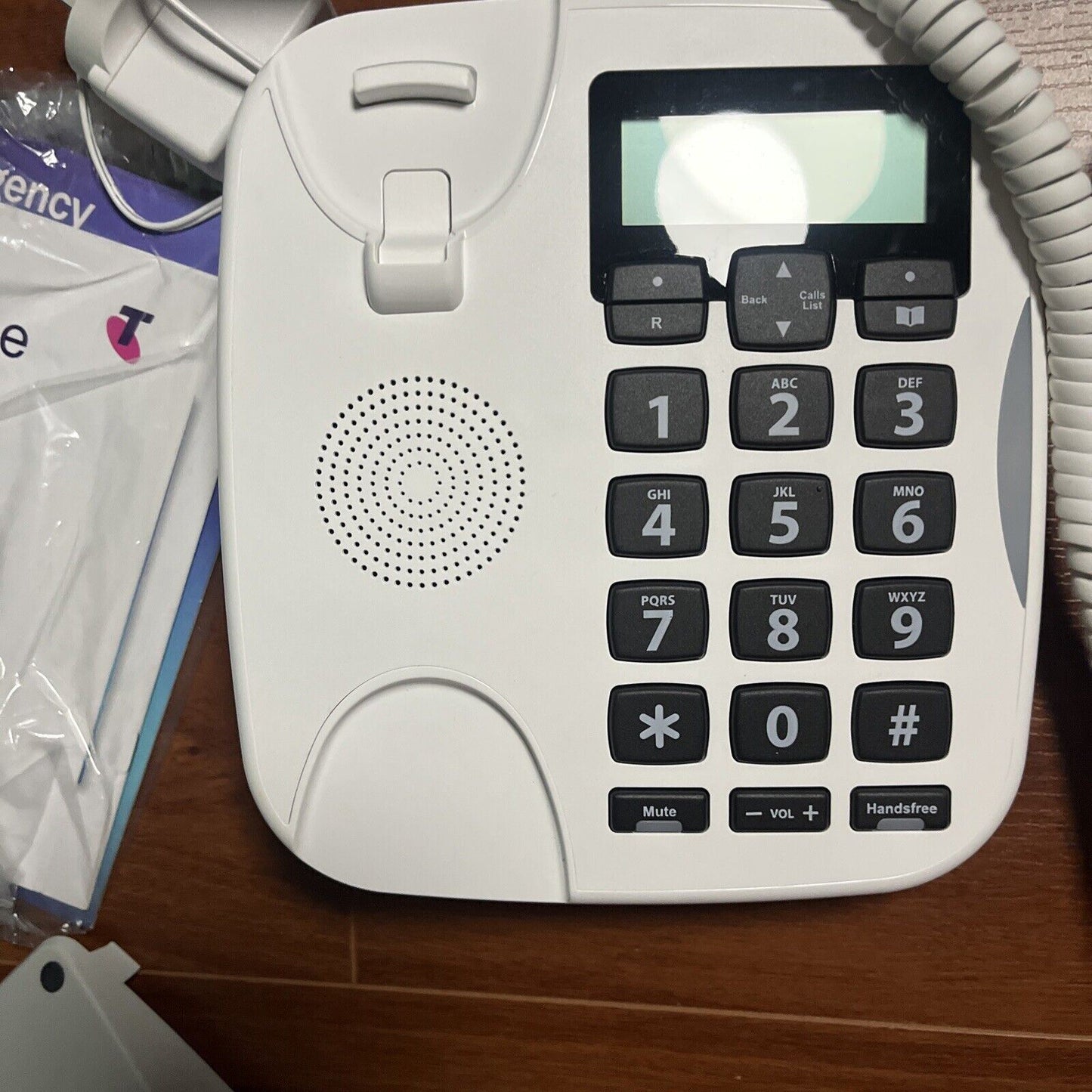 Telstra TPA Priority Assistant White Wired Landline Telephone HW00.03 NBN