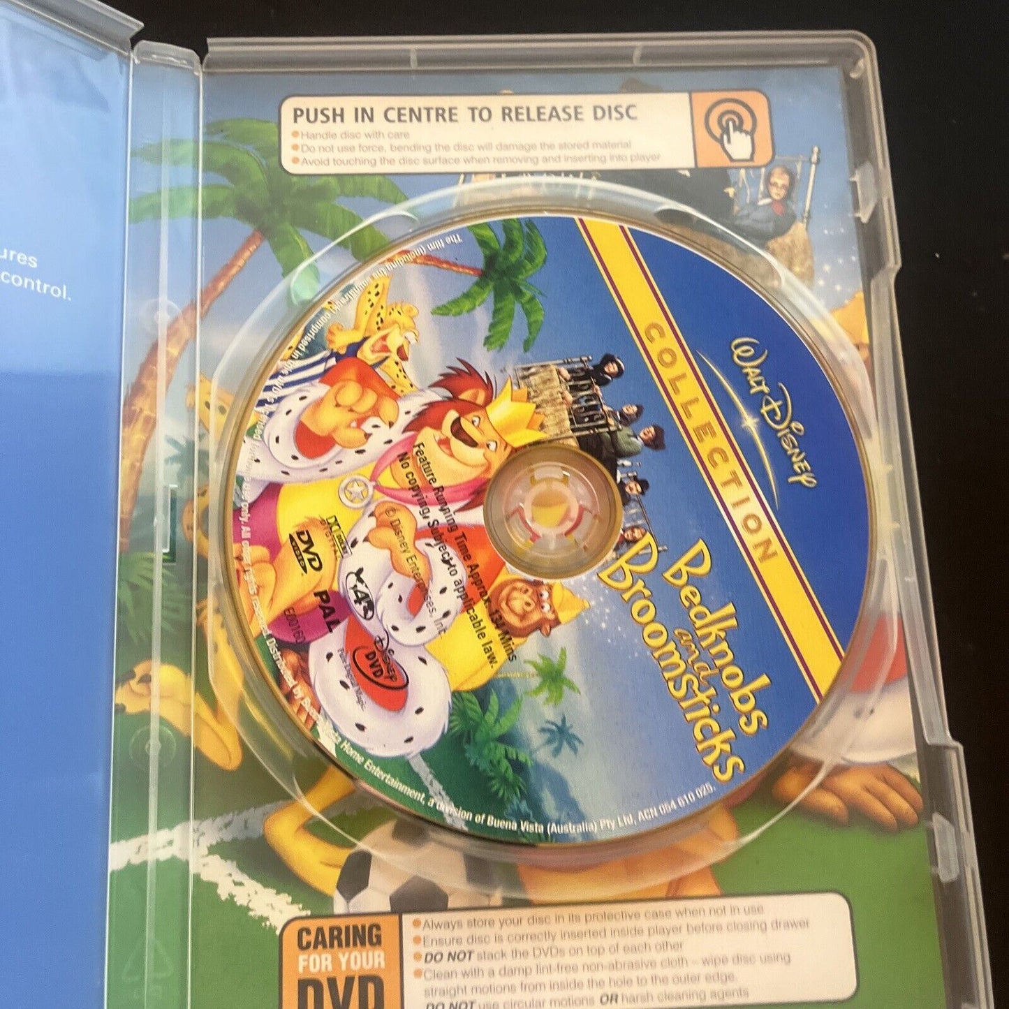 Bedknobs And Broomsticks (DVD, 1971) Angela Lansbury, David Tomlinson Region 4