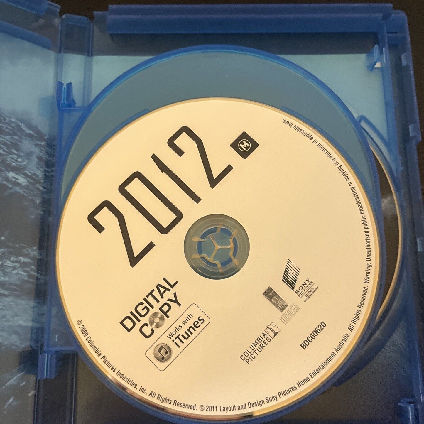 2012 (Blu-ray + DVD) Bradley Cooper All Regions