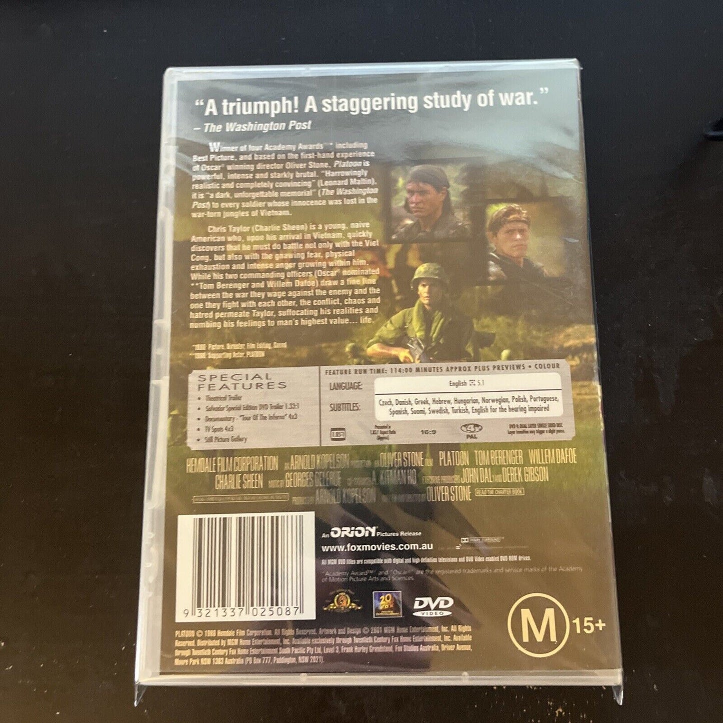 Platoon - Special Edition (DVD, 1986) Tom Berenger, Willem Dafoe, NEW Region 4