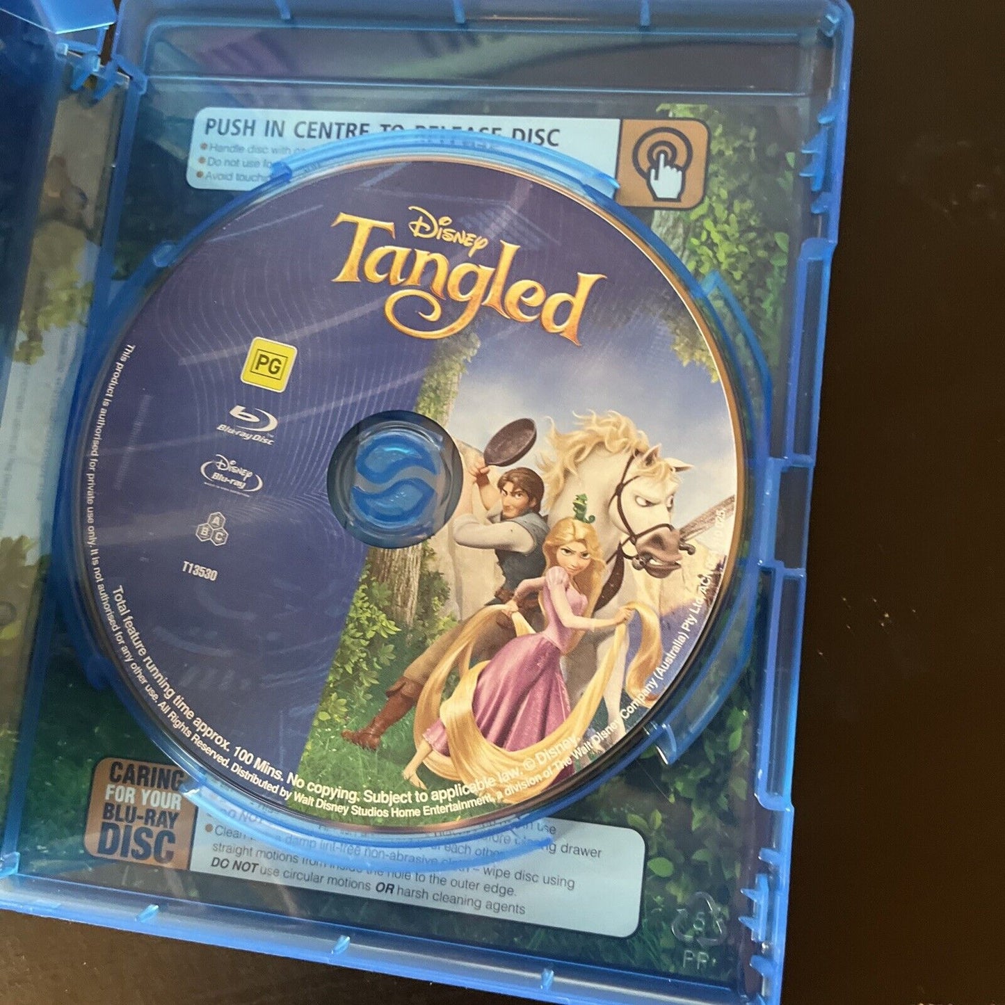Tangled (Blu-ray, 2010) Mandy Moore, Zachary Levi, Donna Murphy Region B
