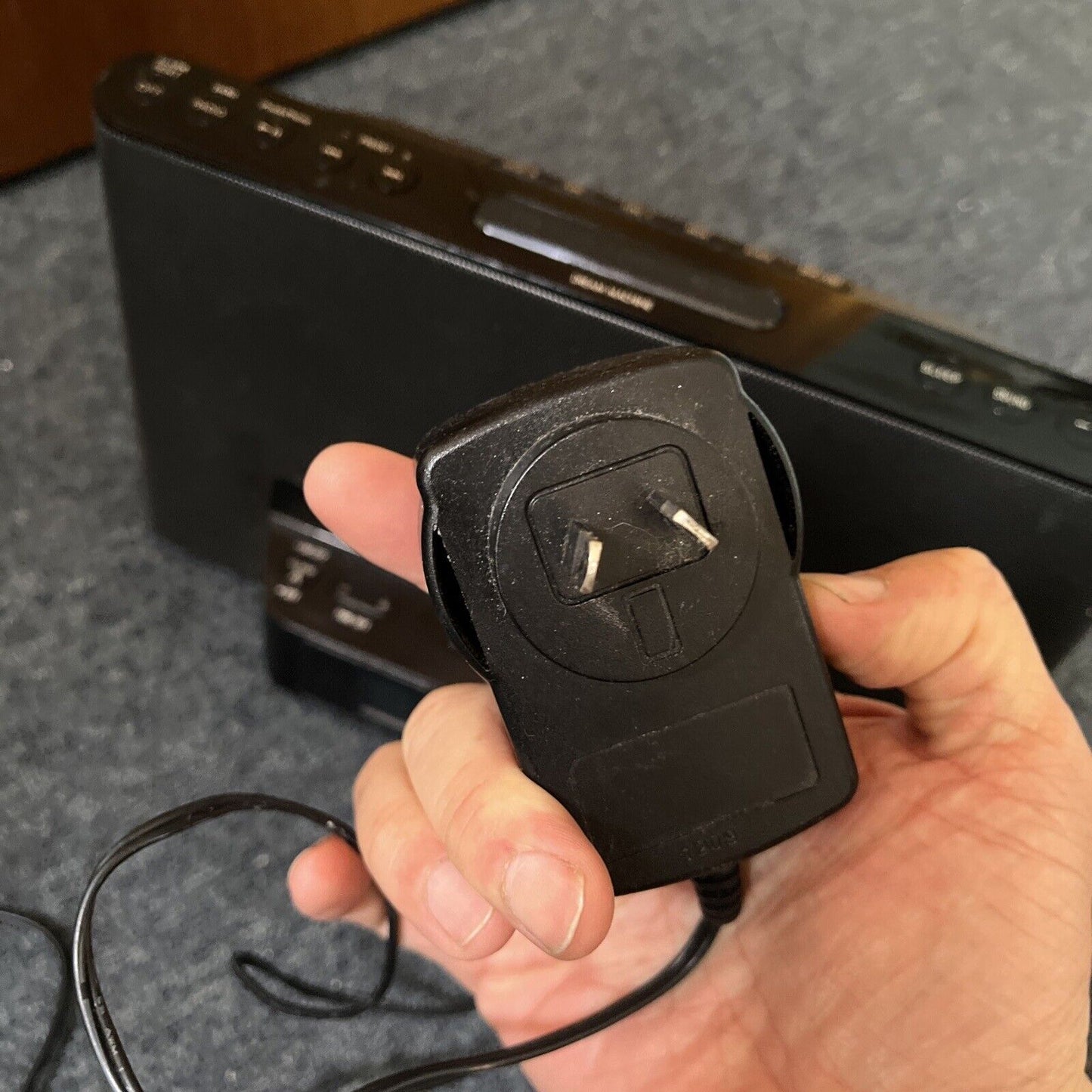 Sony Dream Machine Alarm Clock AM/FM Radio 30-Pin iPod Dock ICF-DS15ip