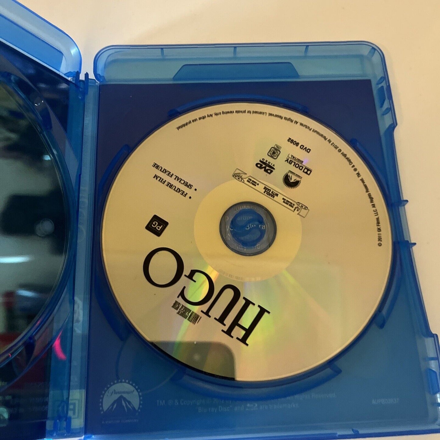 Hugo (Blu-ray + DVD, 2011, 2-Disc) Ben Kingsley, Jude Law, Jude Law Region B