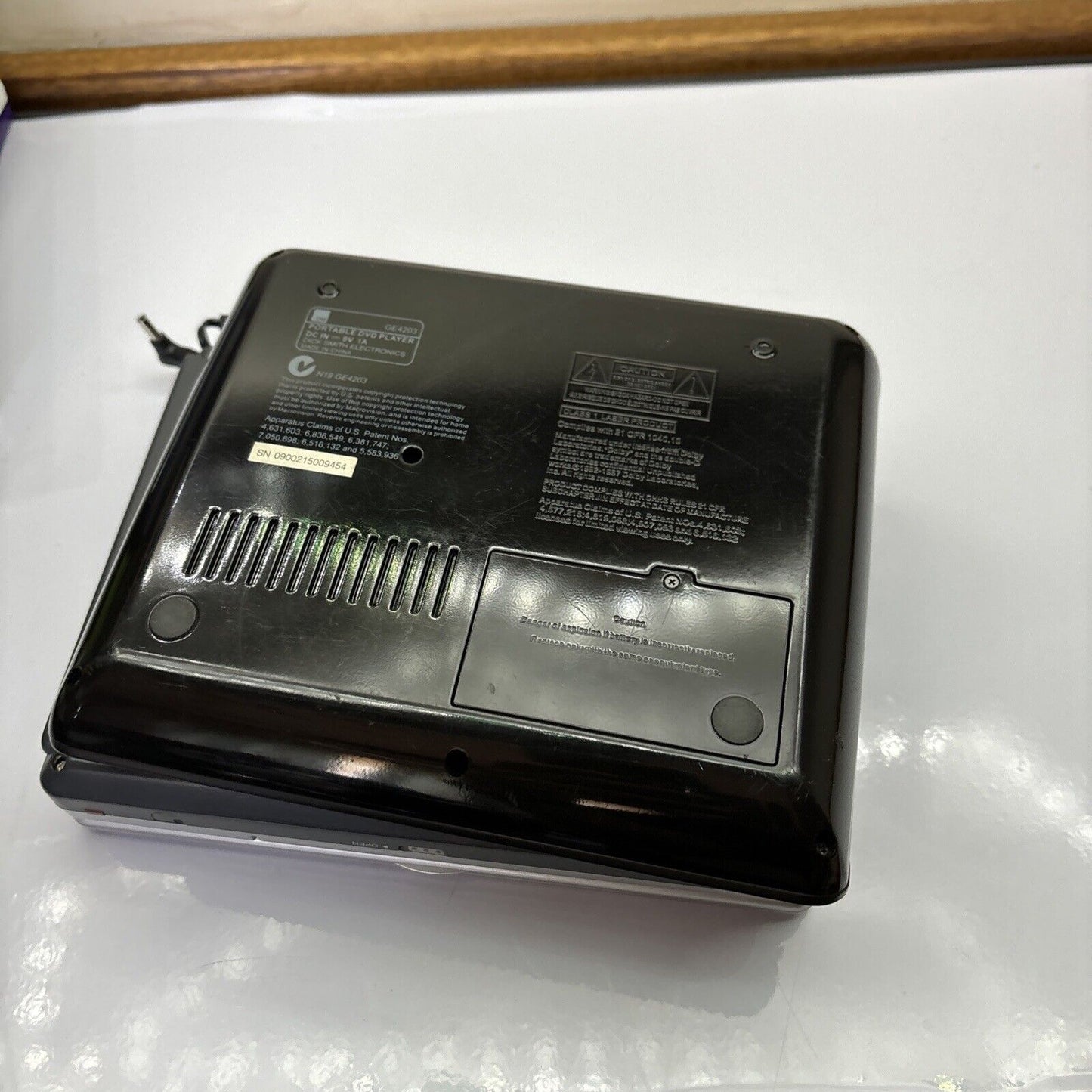 Dick Smith & Awa Portable DVD Player *Can Play DVDs But No Sound* GE4203 LMD2808