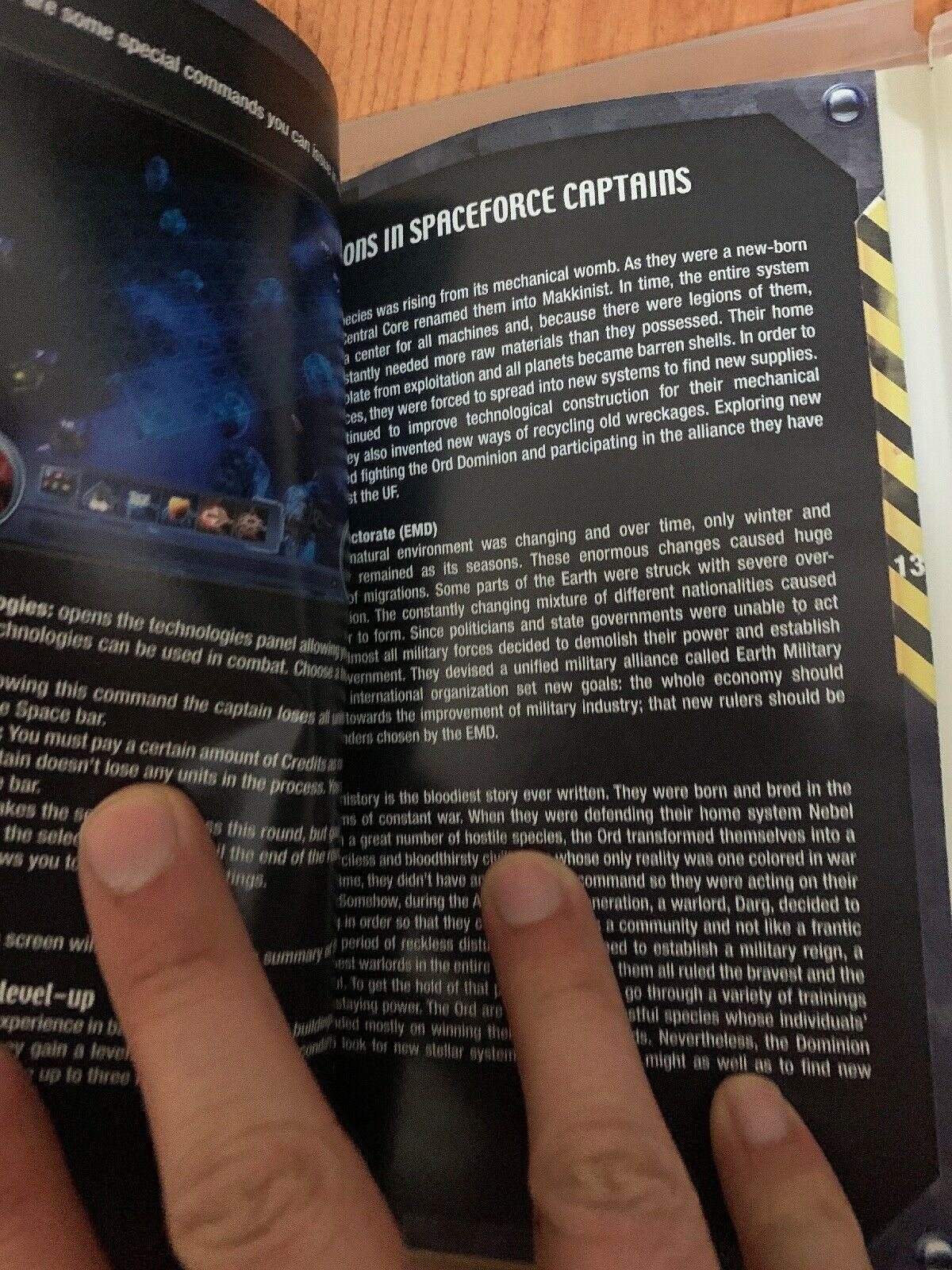 Spaceforce Captains PC DVD GAME With Manual (Complete) Strategy Game
