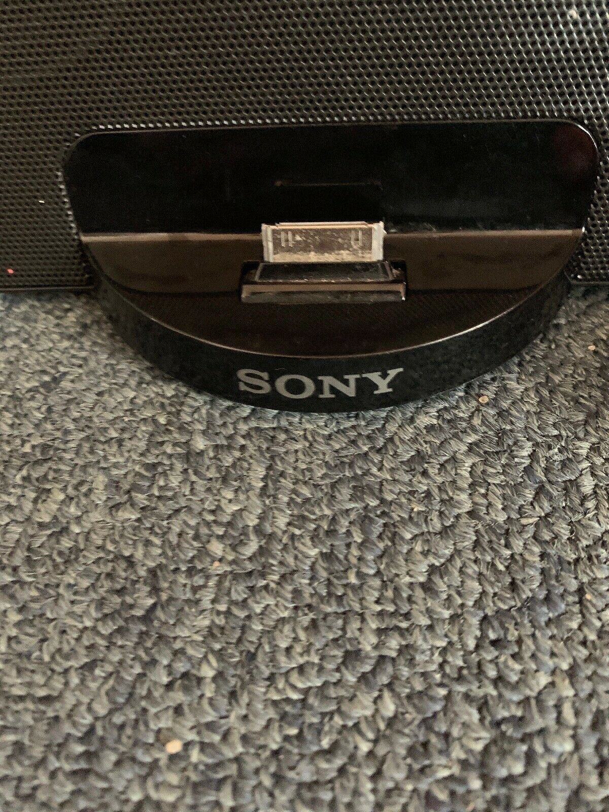 Sony Personal Audio Docking System RDP-M7iP iPhone iPod 30pin With Power Supply