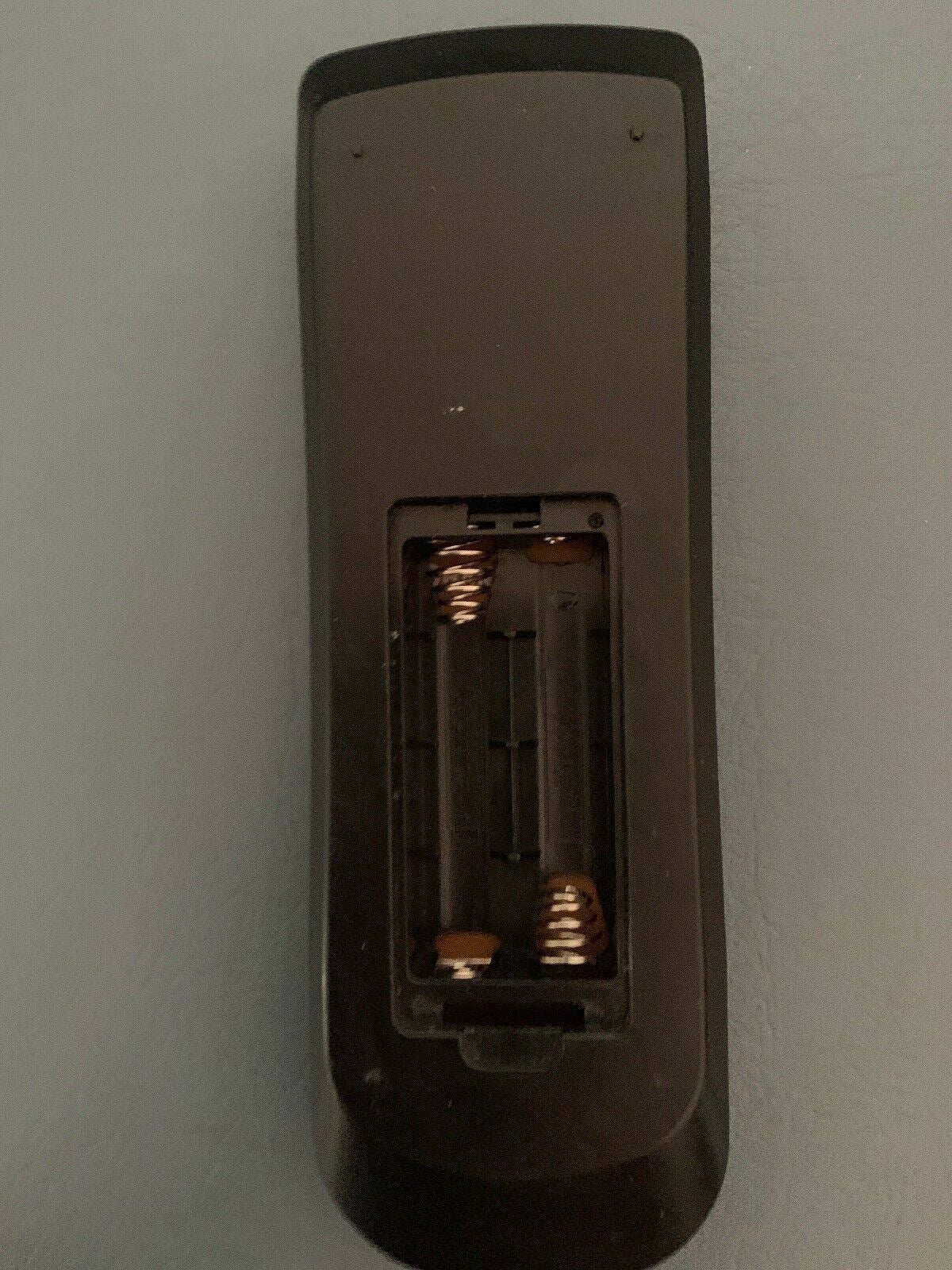 GENUINE TOSHIBA SE-R0301 DVD PLAYER REMOTE CONTROL
