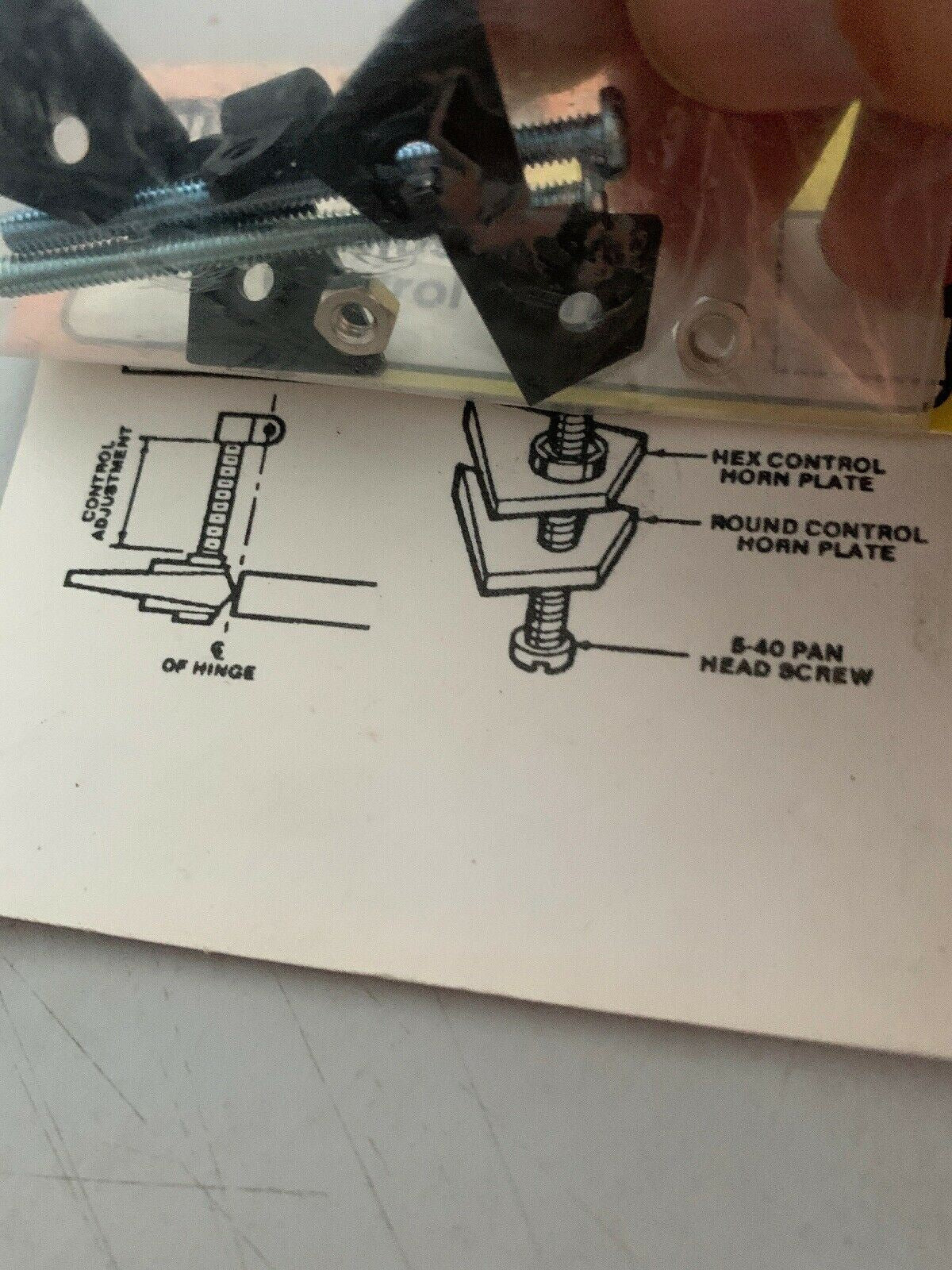 Du-Bro Adjustable Control Horn Cat No. 493