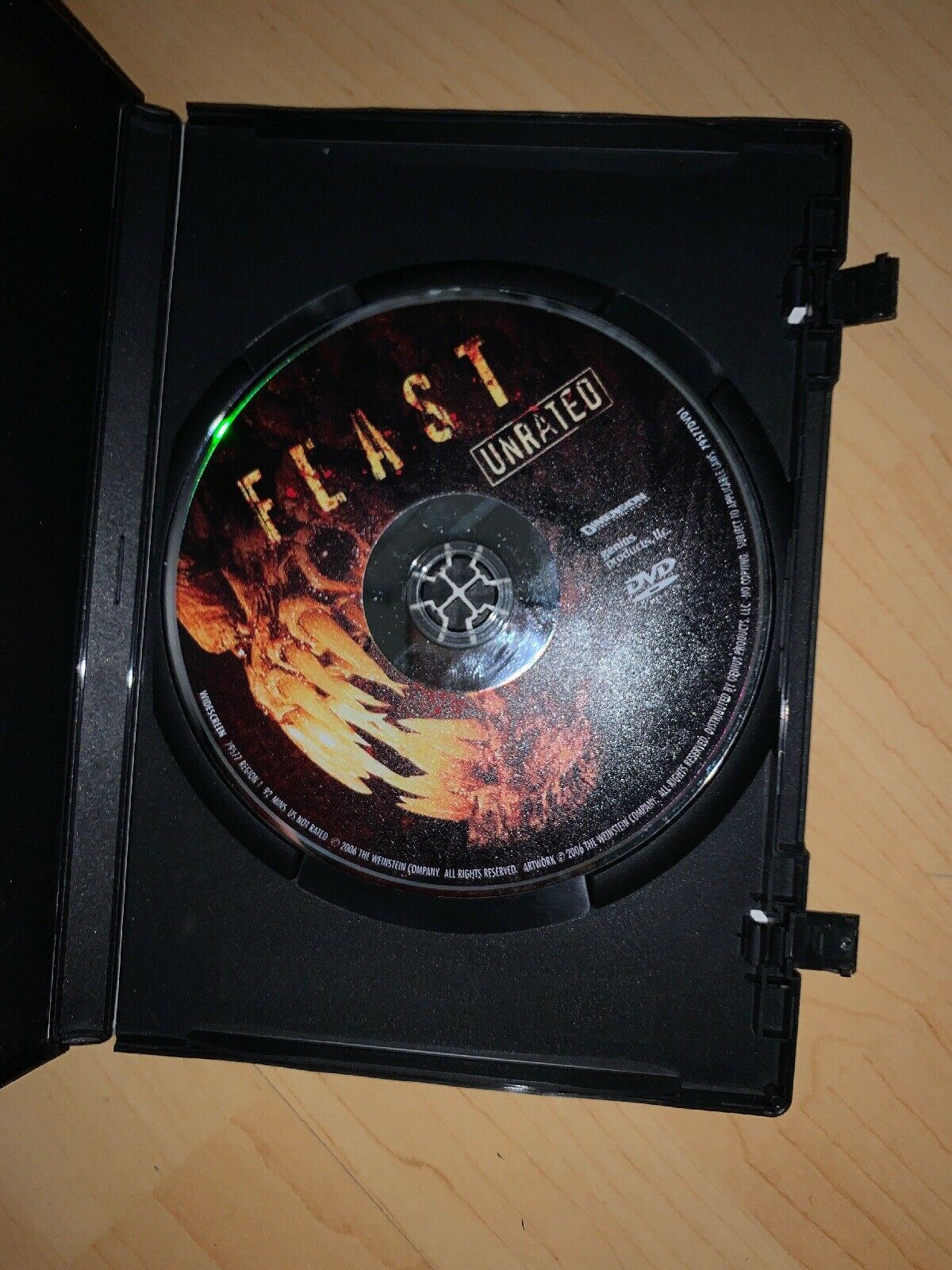 Feast - Unrated Edition (DVD, 2005) Navi Rawat, Krista Allen. Horror Region 1
