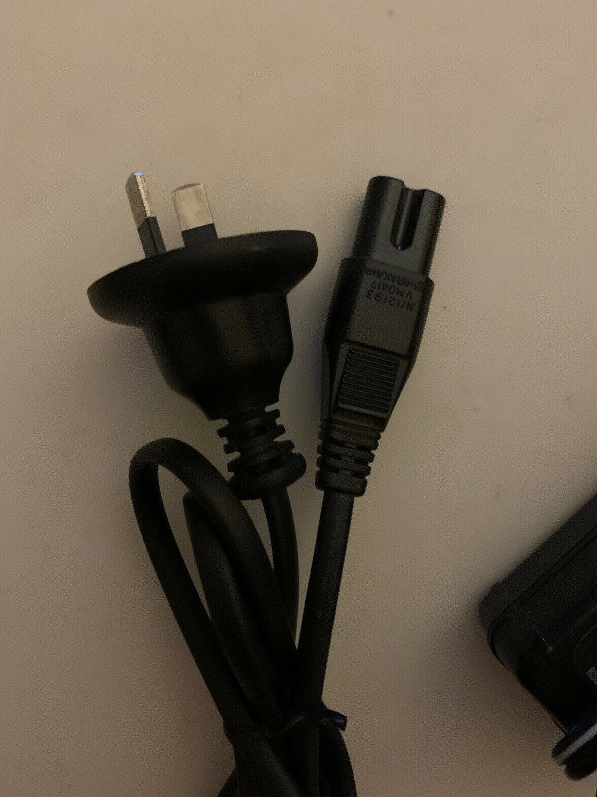 Genuine Sony AC-LS5 AC Adaptor Power Supply charger 4.2V 1.5A for CyberShot