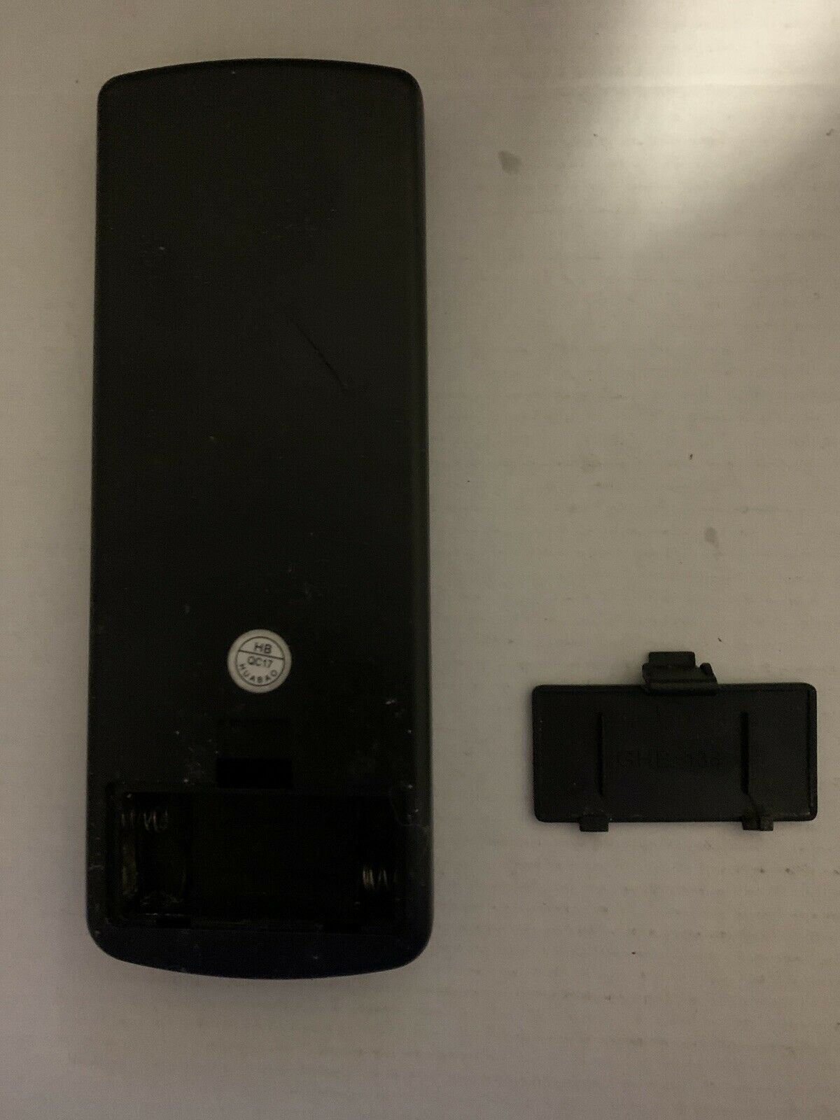 Neoniq GHB-138 Remote Control For DVD Player