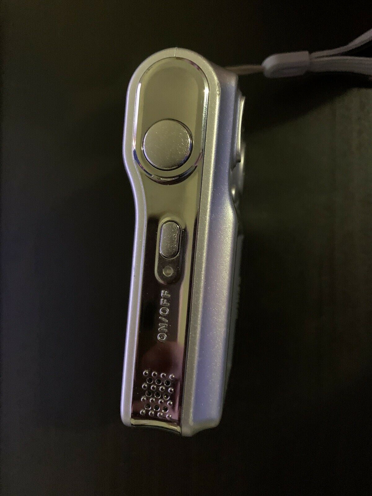 Nikon Coolpix L3 Digital Camera 3x Optical Zoom 5.1MP