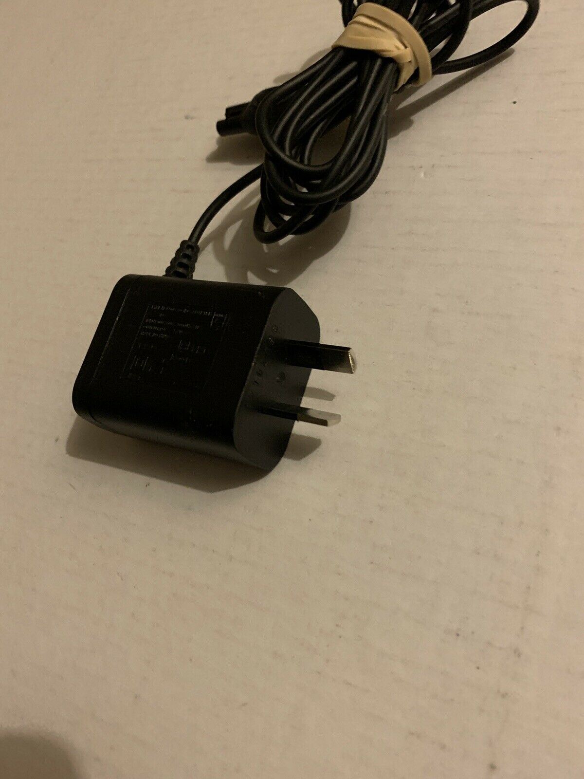 Genuine Philips Type HQ8505 AC Adapter 15V 5.4W For Shaver