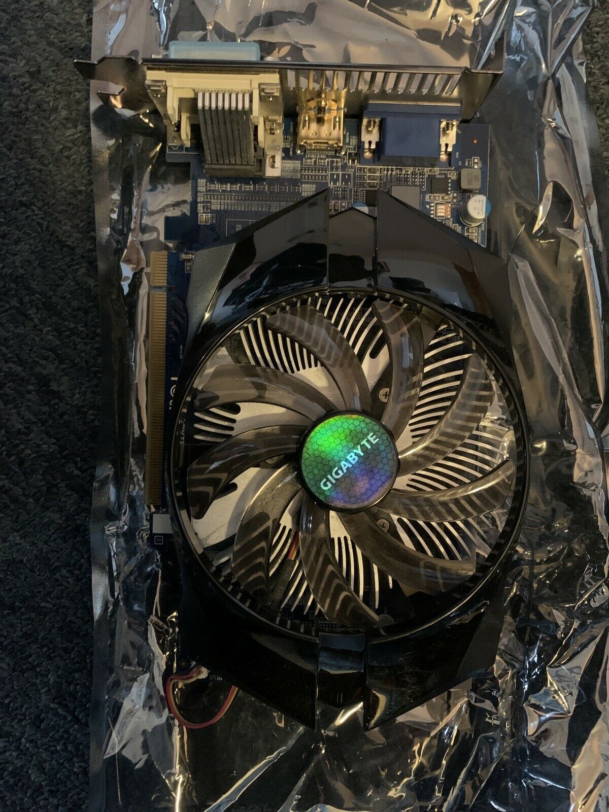 Gigabyte AMD Radeon HD7750 2GB HDMI DVI VGA