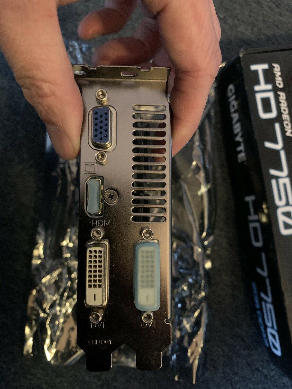 Gigabyte AMD Radeon HD7750 2GB HDMI DVI VGA