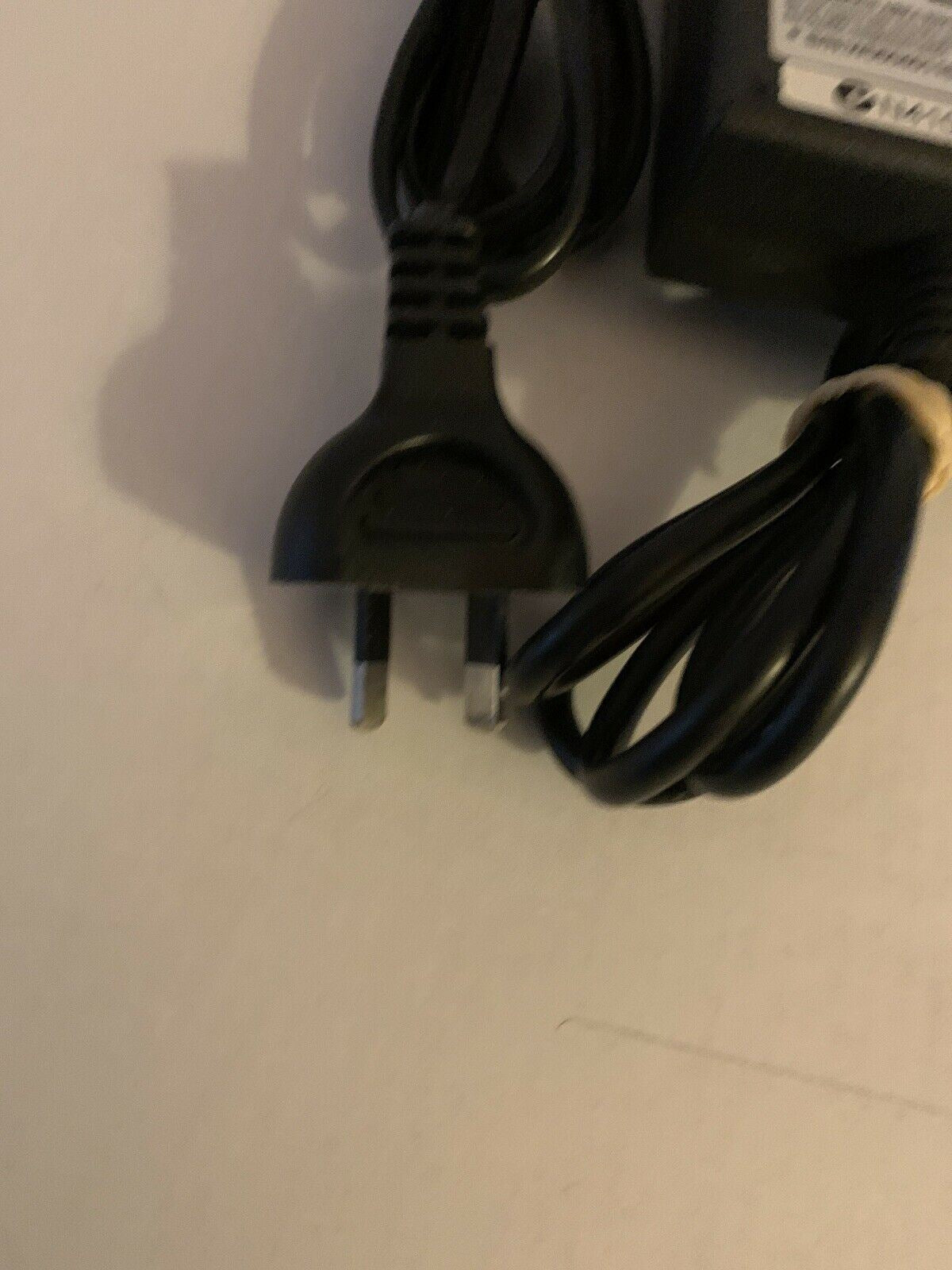 GENUINE Welland PA-215 Power Supply 5/12V 1.5-1.8A AC Adaptor