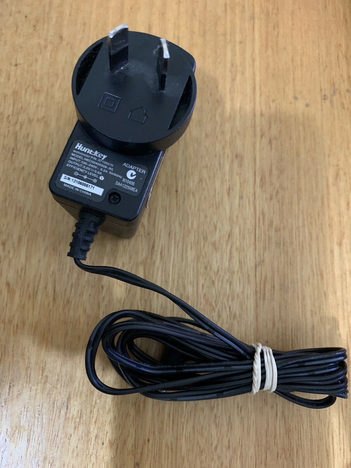 Huntkey Technicolor HKC00405008-9G AC Adapter 5v 0.8A