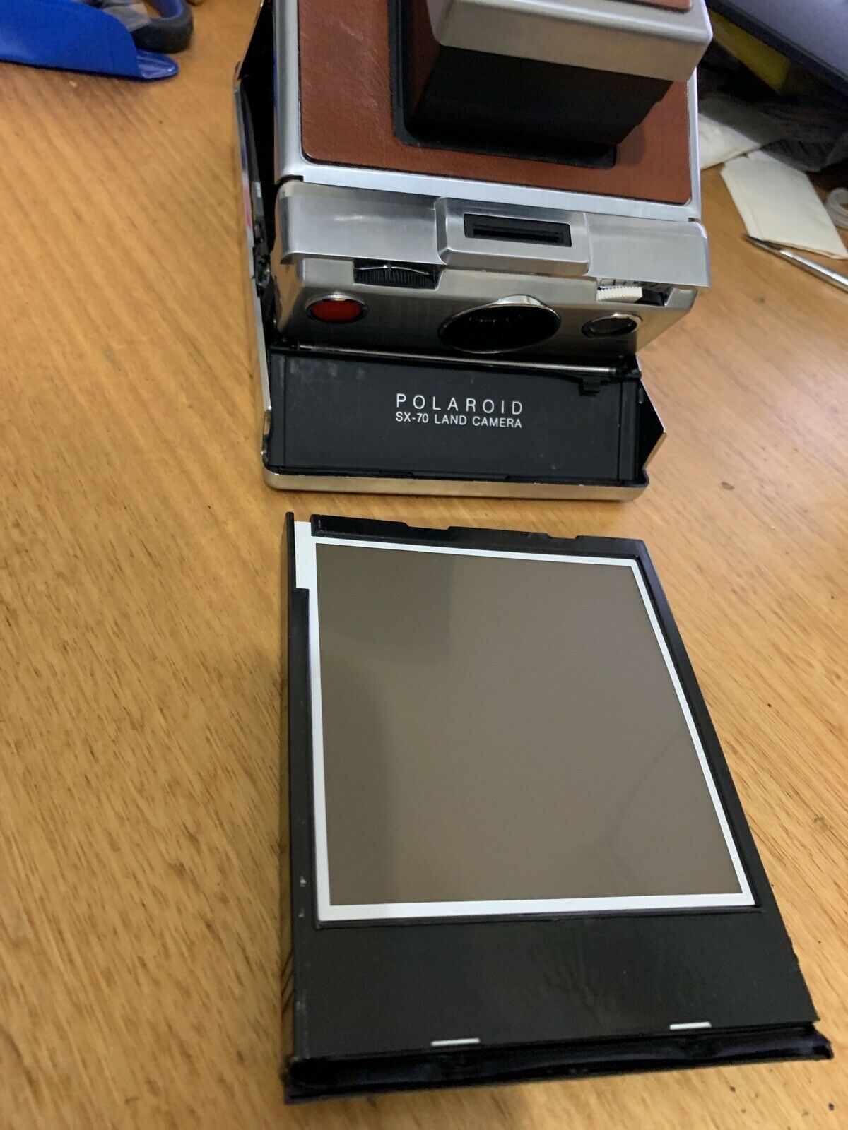 Polaroid SX-70 LAND CAMERA Instant camera!