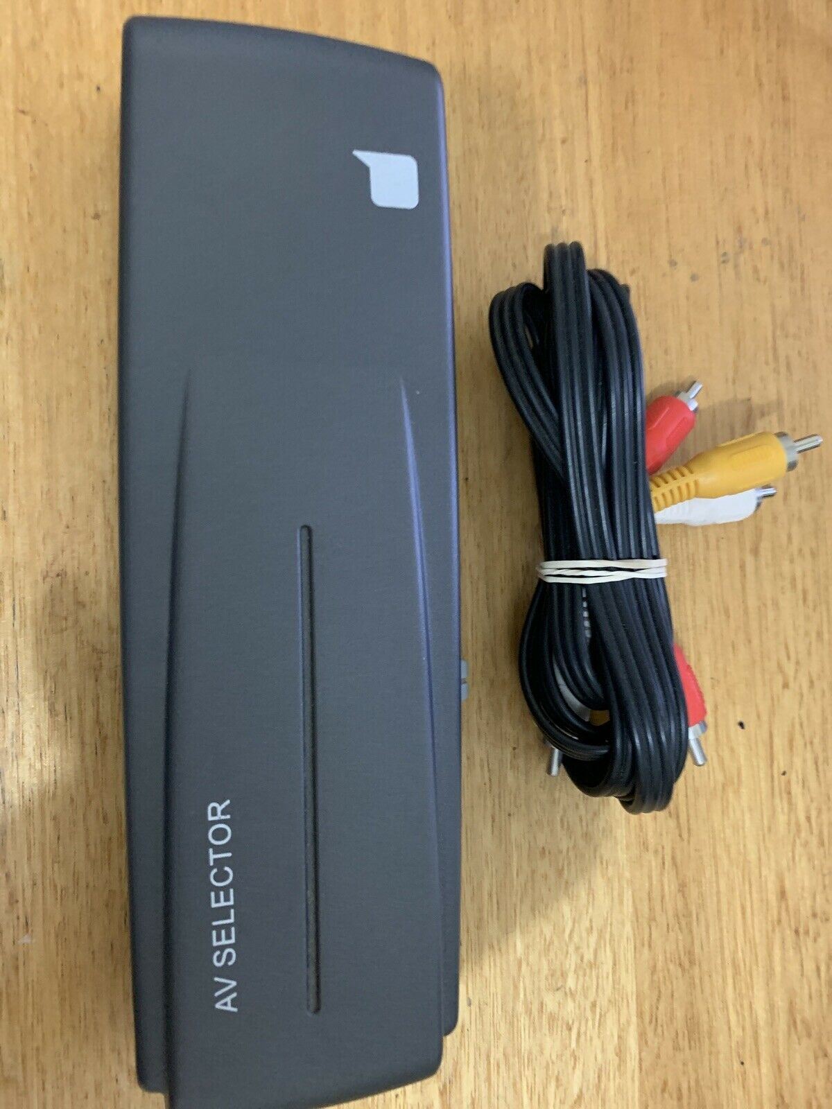 DSE AV Selector 4 Way For DVD, Xbox, PlayStation, Pay TV Nintendo