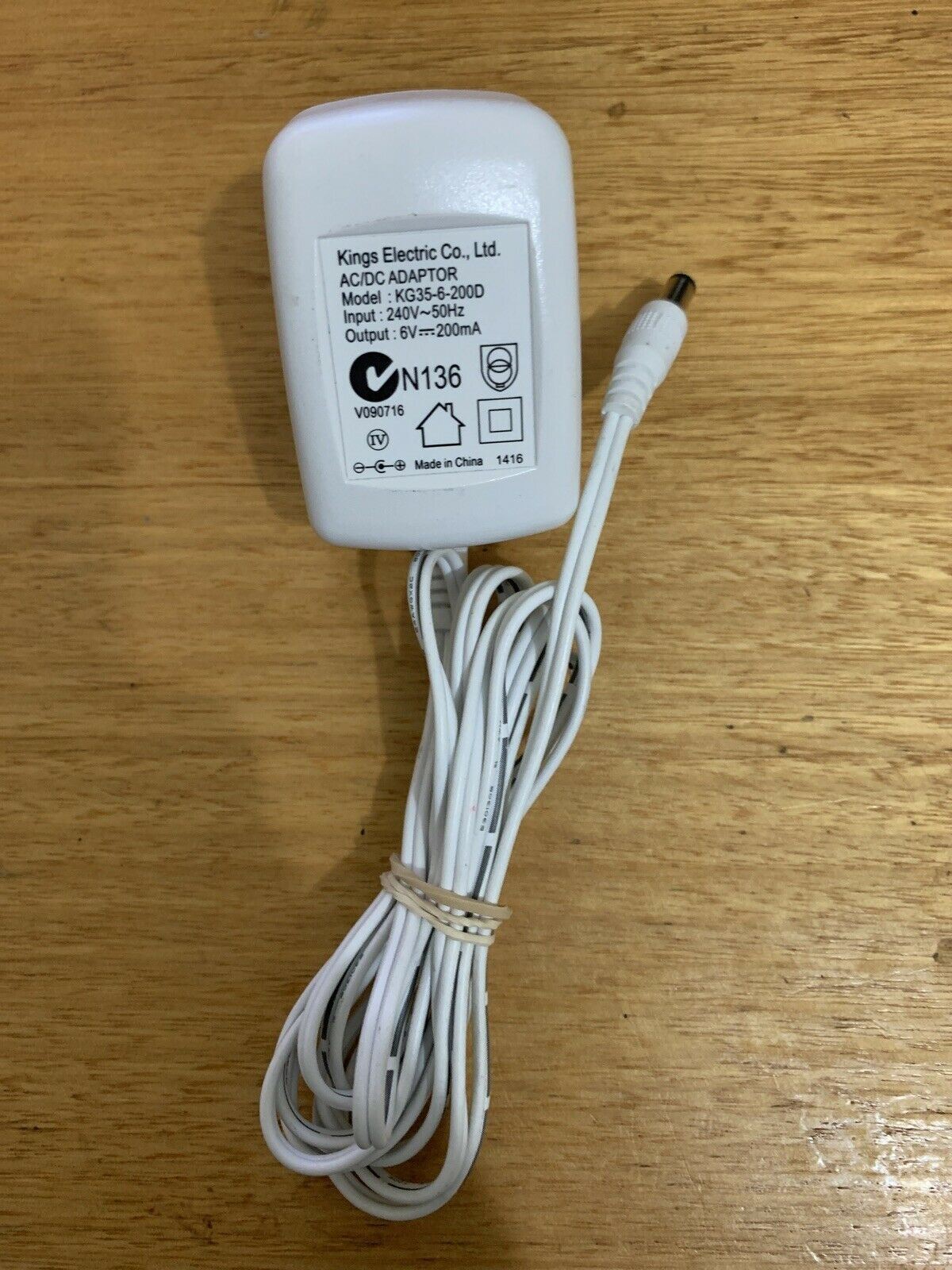 Kings KG35-6-200D AC Adaptor 6v 200mA