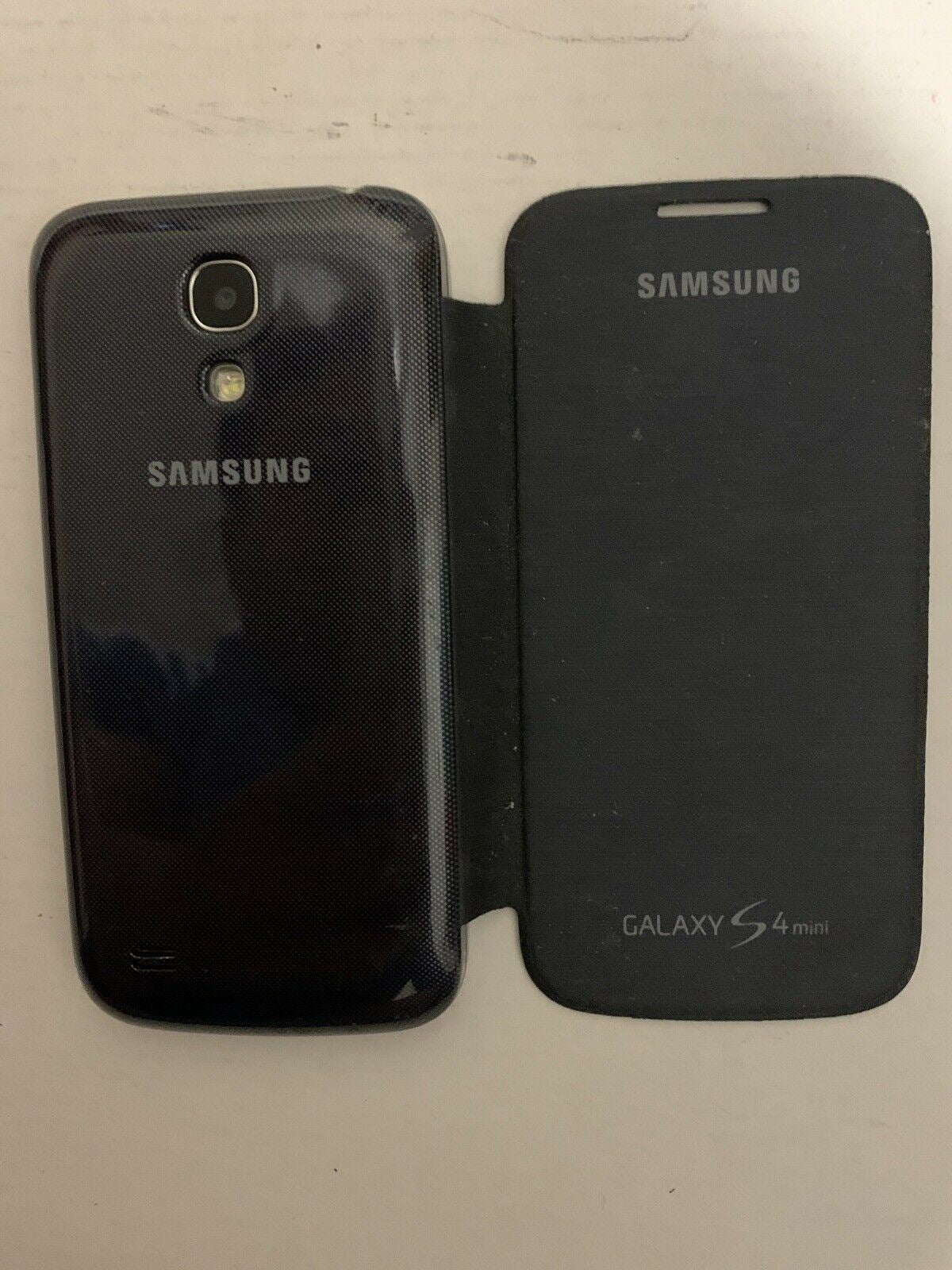 Samsung Galaxy S4 Mini GT-I9195T - 8GB - Black Mist Smartphone *Cracked Screen*