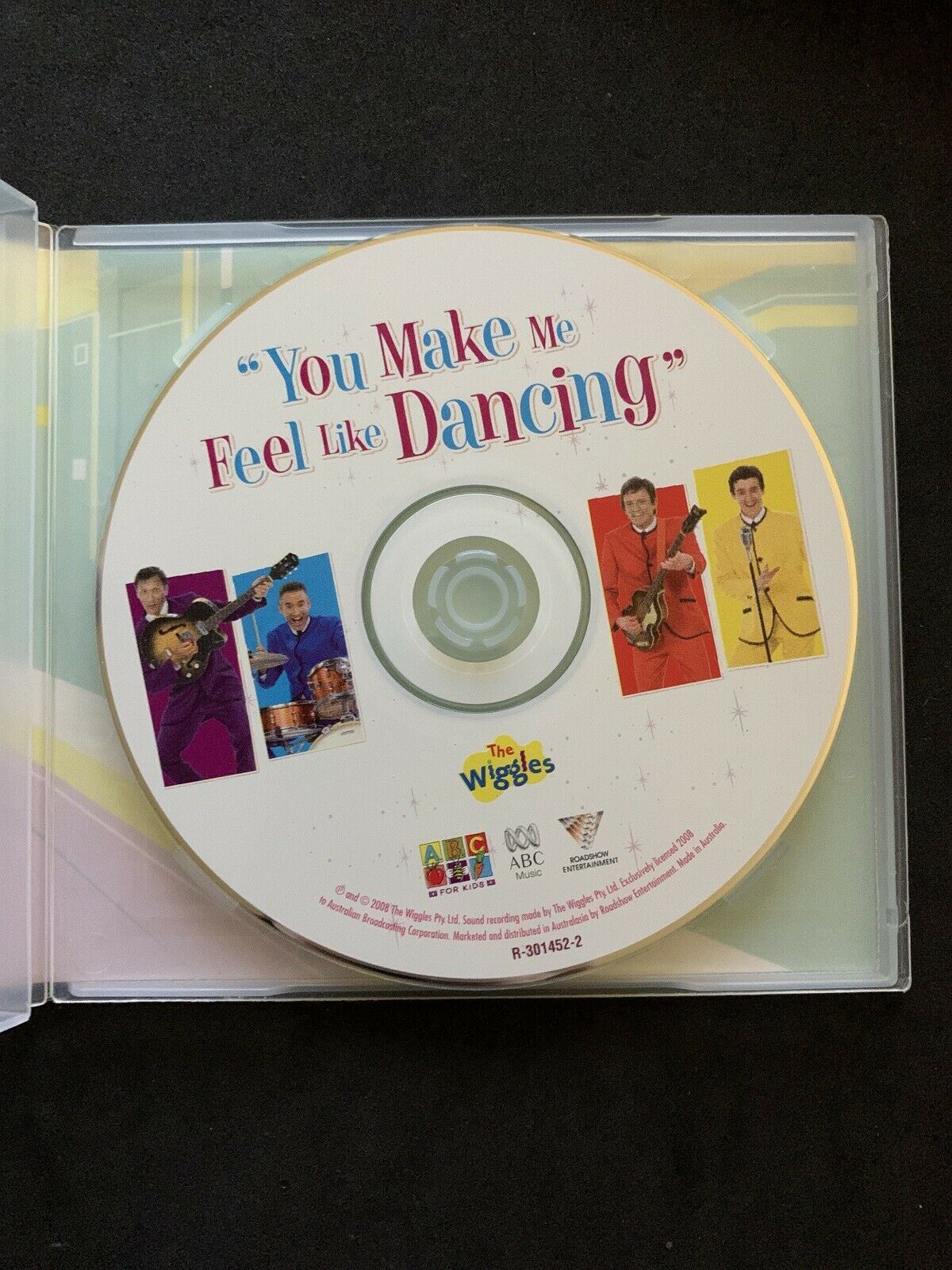 THE WIGGLES You Make Me Feel Like Dancing CD Audio