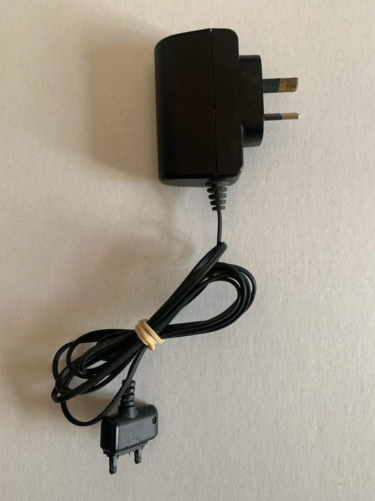 Genuine Sony Ericsson CST-15 AC Adapter Mobile Charger 5v 530mA
