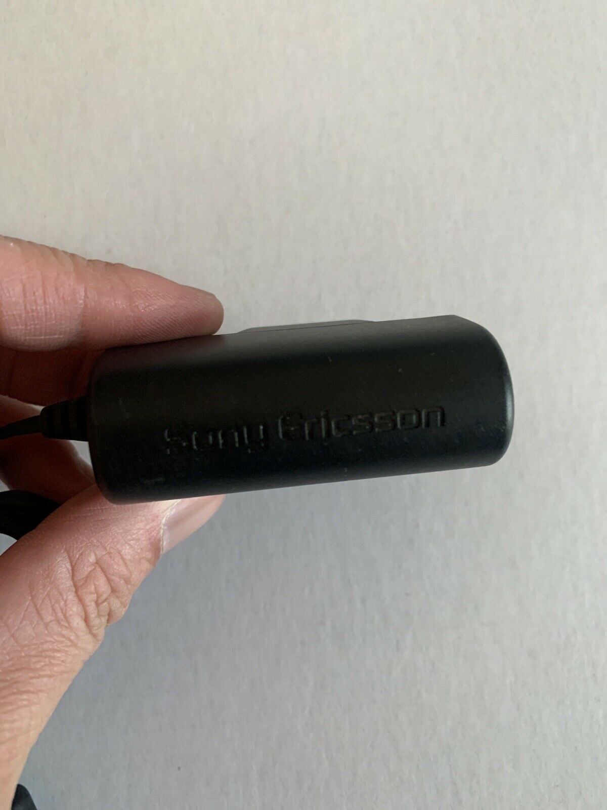Genuine Sony Ericsson CST-15 AC Adapter Mobile Charger 5v 530mA