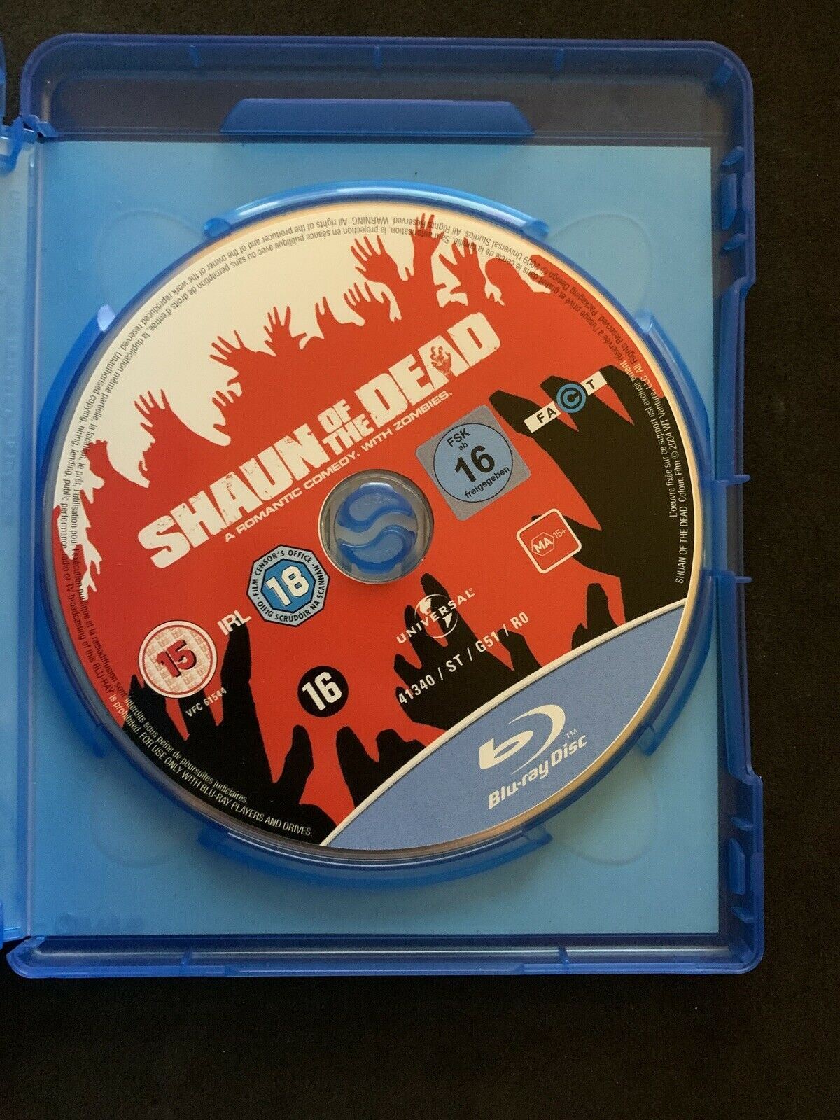 Shaun Of The Dead (Blu-ray, 2004) Simon Pegg, Nick Frost, Kate Ashfield Region B