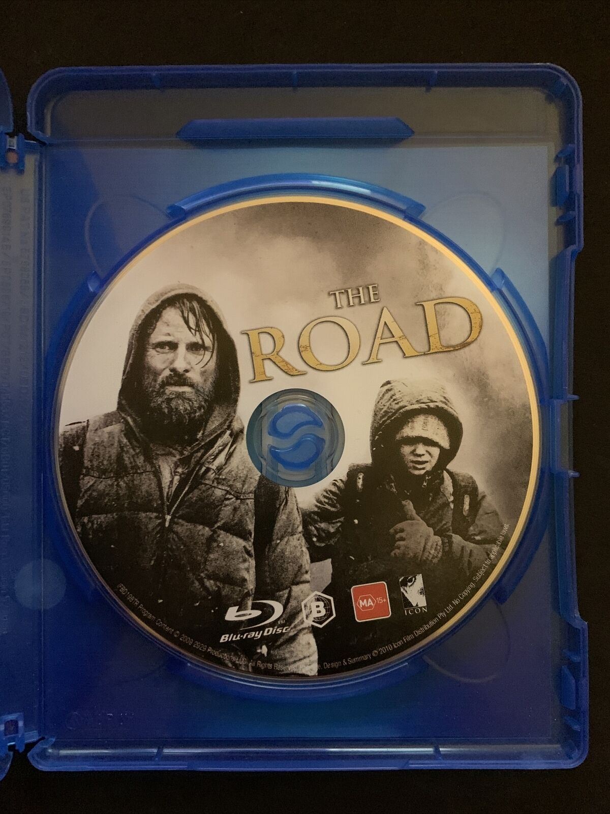 The Road (Blu-ray, 2010) Viggo Mortensen, Kodi Smit-McPhee. Region B