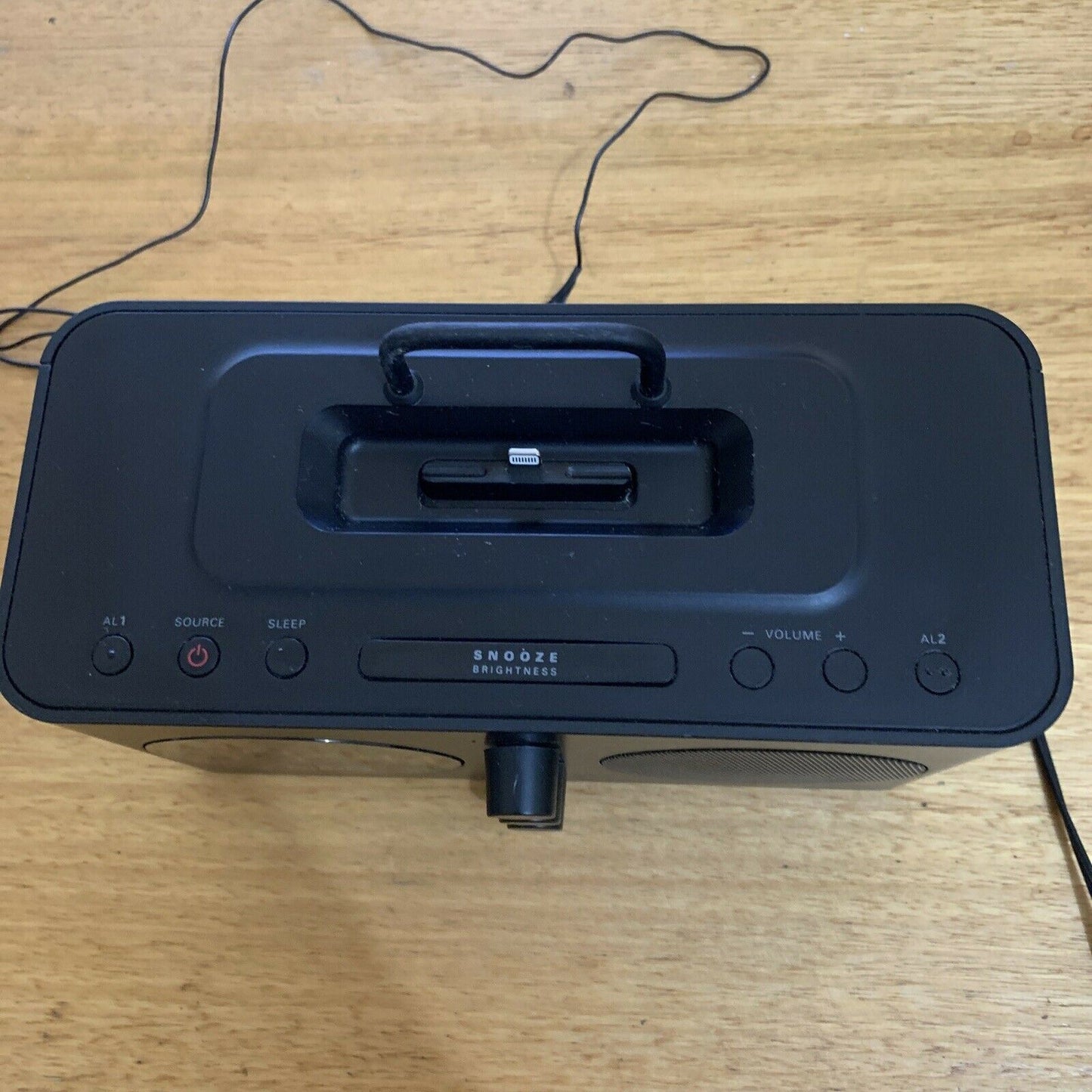 Philips AJ6200DBZ/98 Clock Radio Lightning iPhone Dock